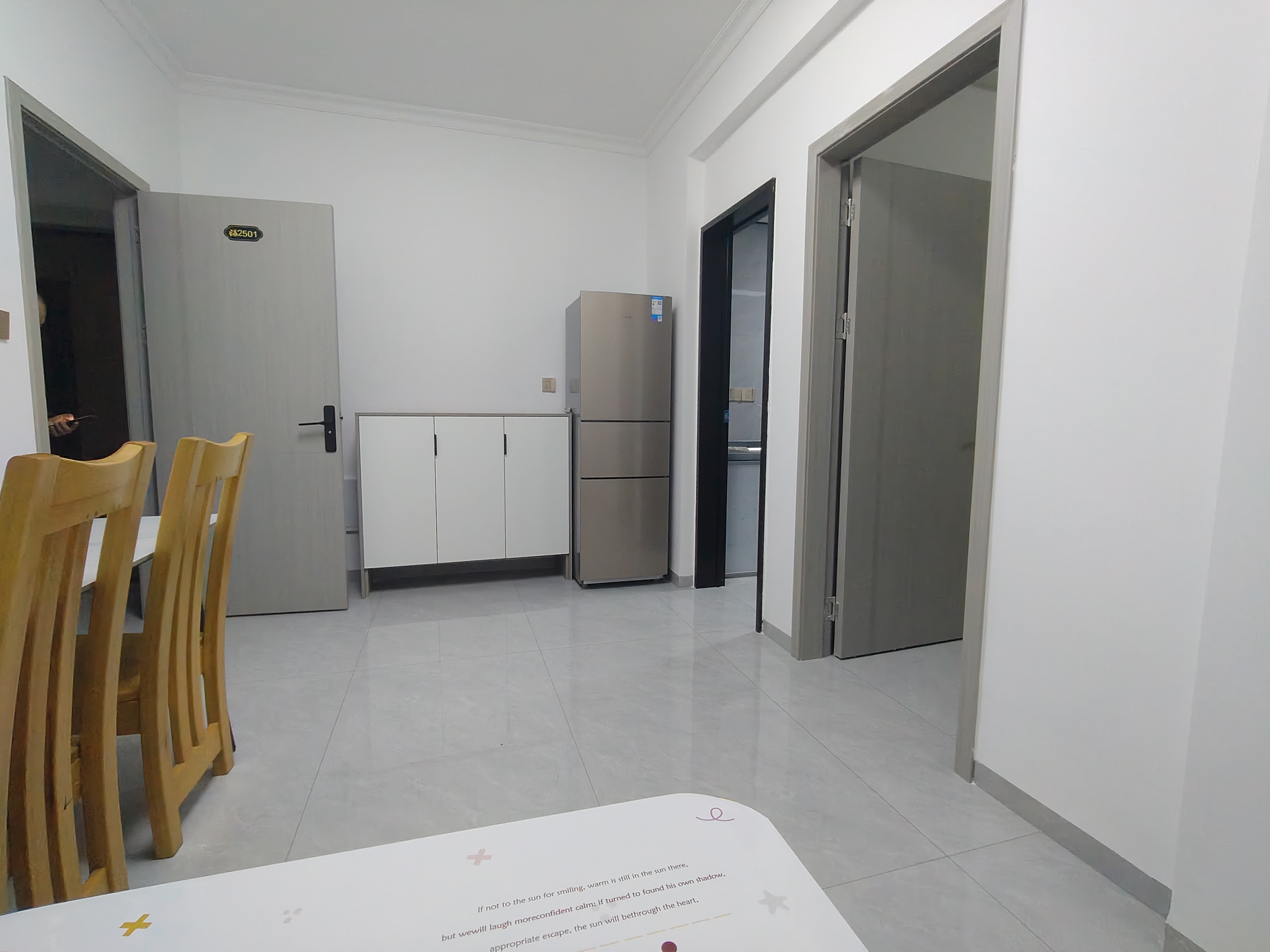 长湖新村  1室1厅1卫   1200.00元/月室内图