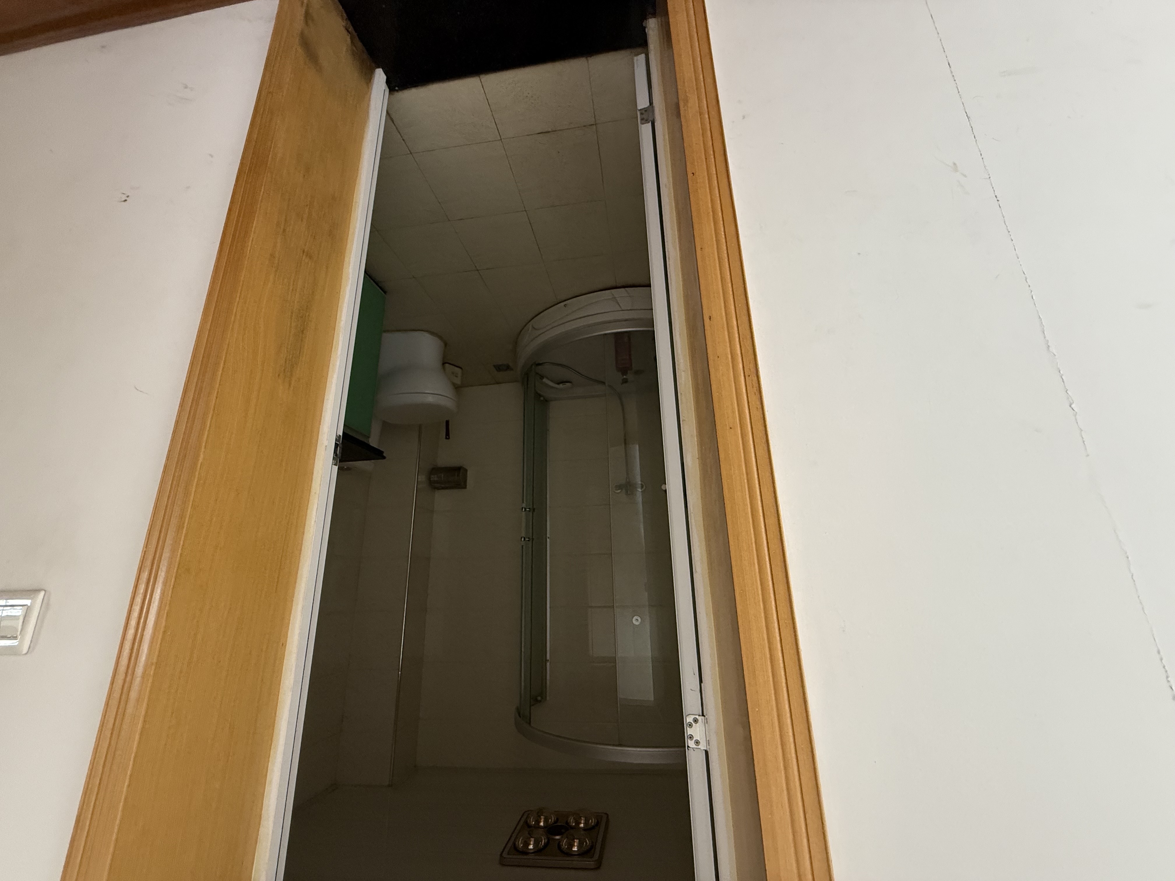 鸿都苑  1室0厅0卫    1200.0元/月室内图