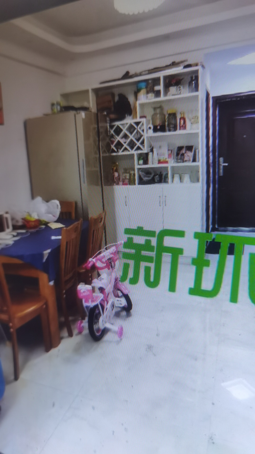 月亮湾三期  1室0厅0卫   50.00万客厅