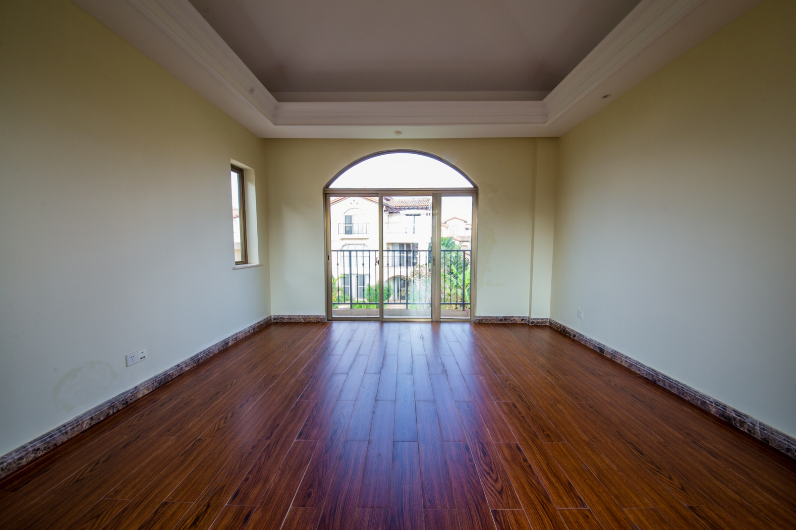 富力盈溪谷 5室2厅2卫 750.0万 富力盈溪谷 5室2厅2卫 750.0万室内图