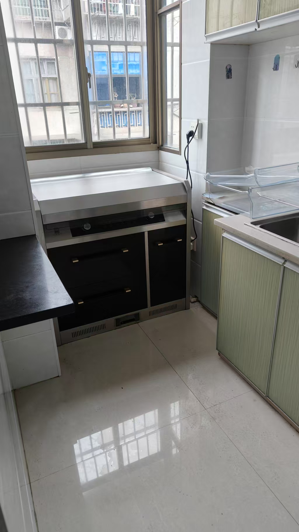 栗公港社区 2室1厅1卫 800.0元/月 栗公港社区 2室1厅1卫 800.0元/月室内图