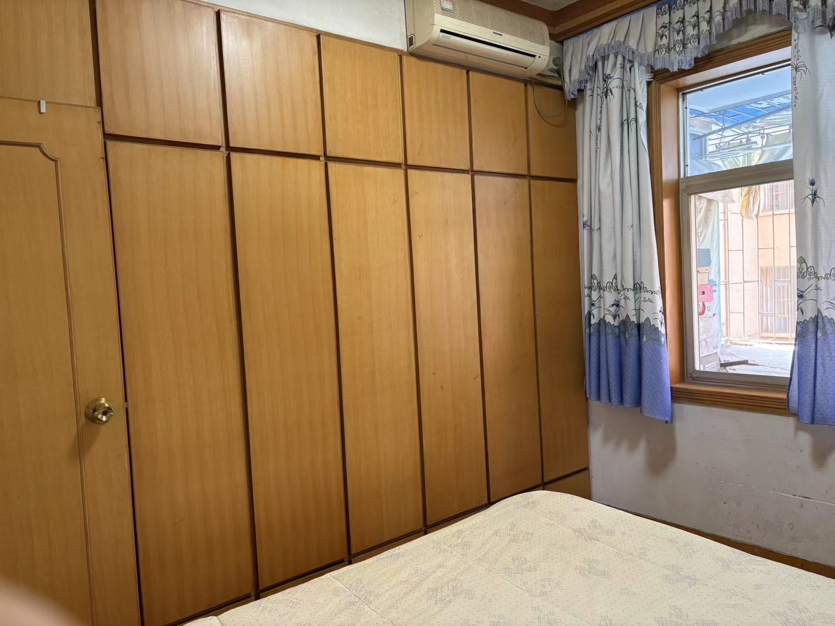 石塘冲 1室0厅0卫 1000.0元/月 石塘冲 1室0厅0卫 1000.0元/月户型图