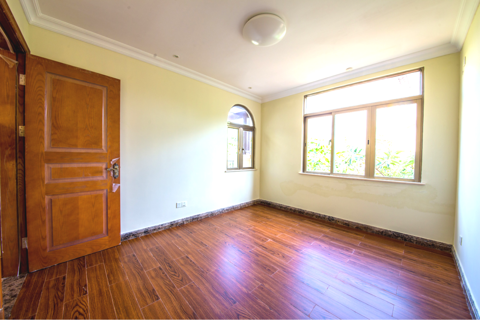 富力盈溪谷 5室2厅2卫 750.0万 富力盈溪谷 5室2厅2卫 750.0万室内图