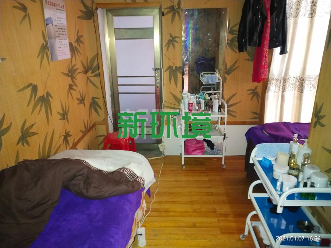 维港十字街  3室2厅2卫    59.8万 维港十字街  3室2厅2卫    59.8万客厅