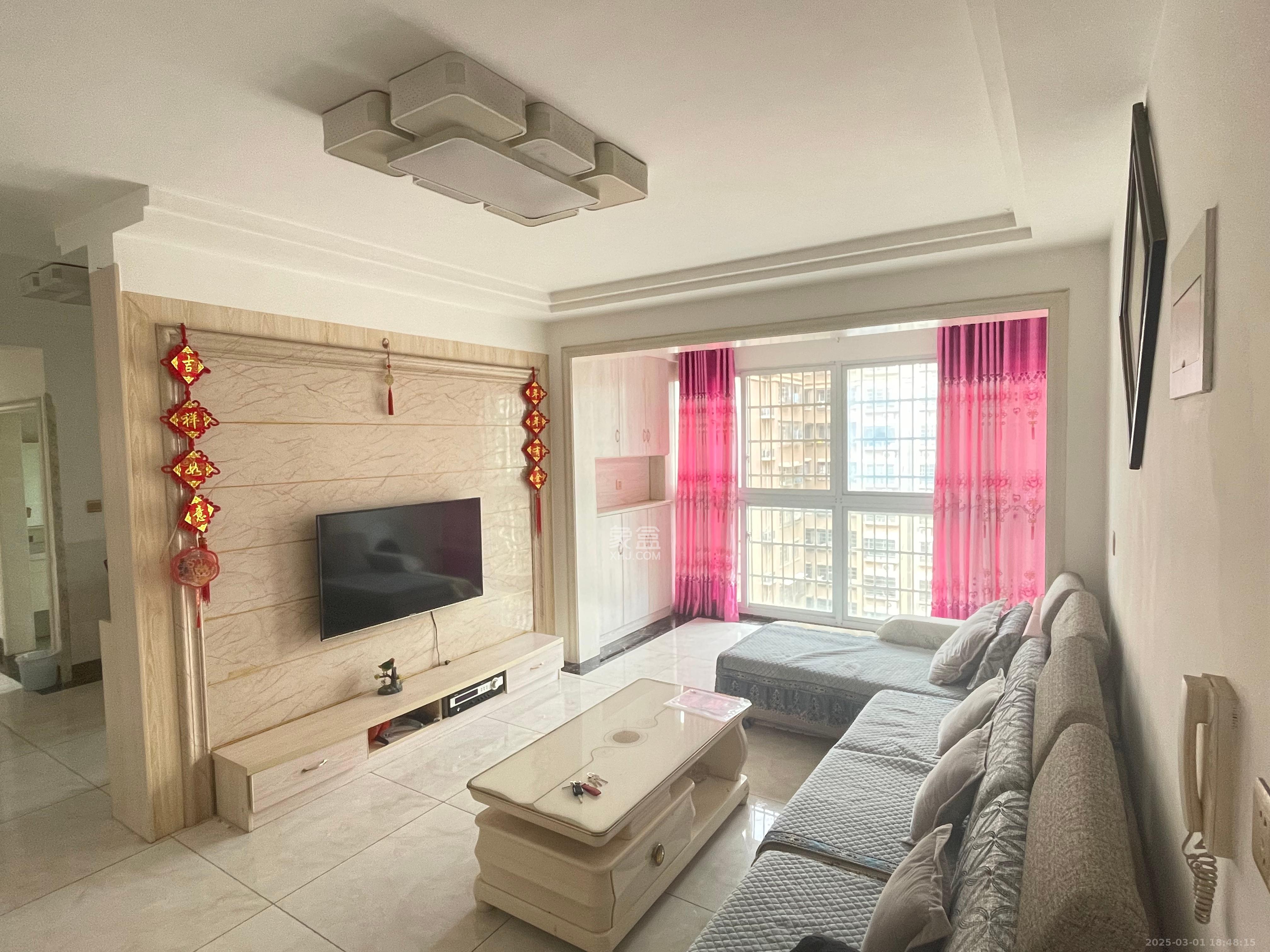 和润园一、二期  3室2厅1卫    2000.0元/月 和润园一、二期  3室2厅1卫    2000.0元/月室内图