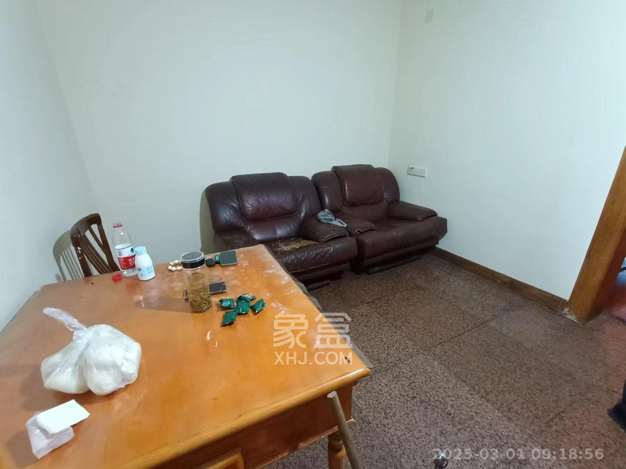 曙光路友阿宿舍  2室1厅1卫    1500.0元/月 曙光路友阿宿舍  2室1厅1卫    1500.0元/月