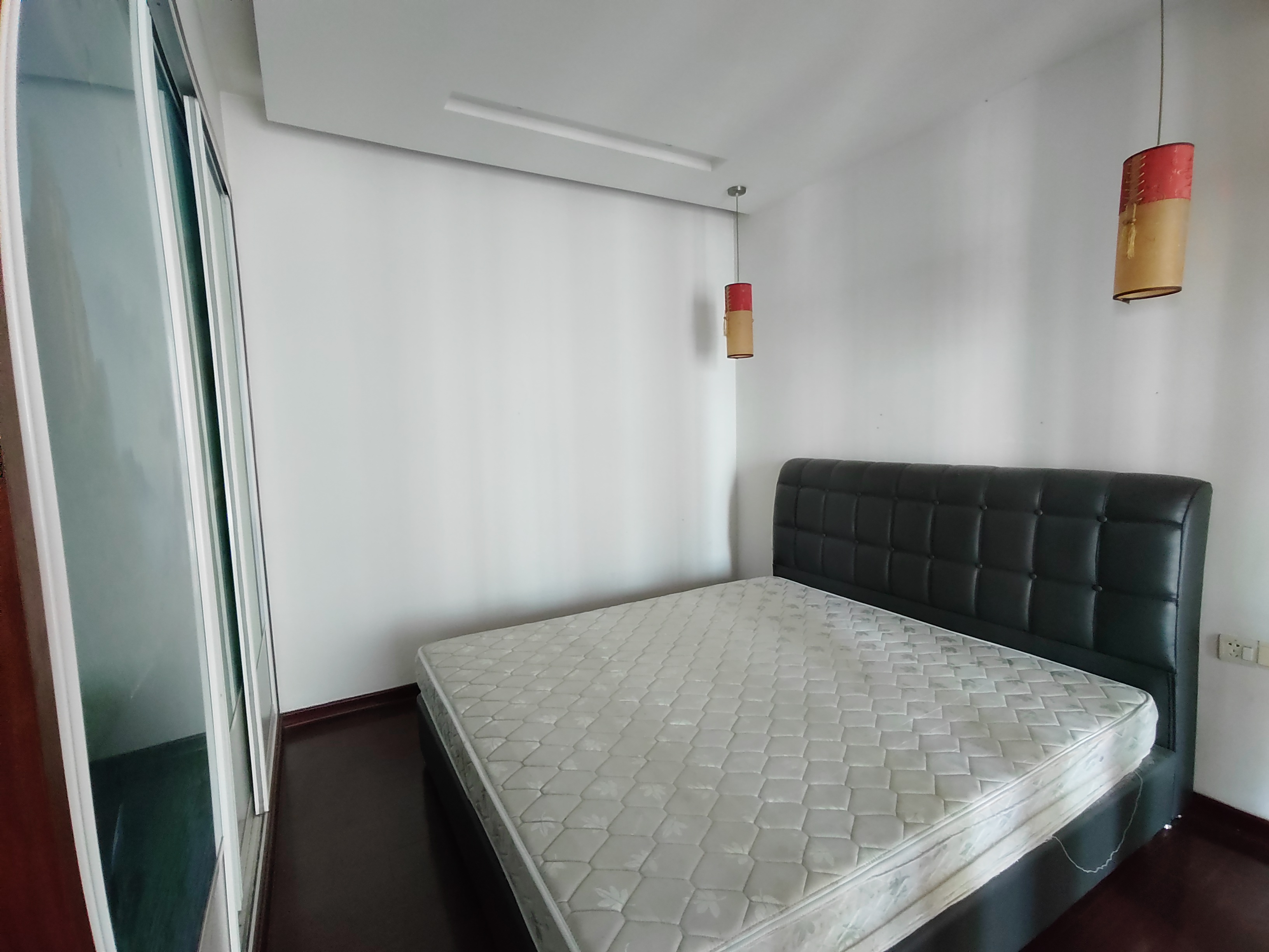 四海大厦  2室2厅2卫   1700.00元/月室内图