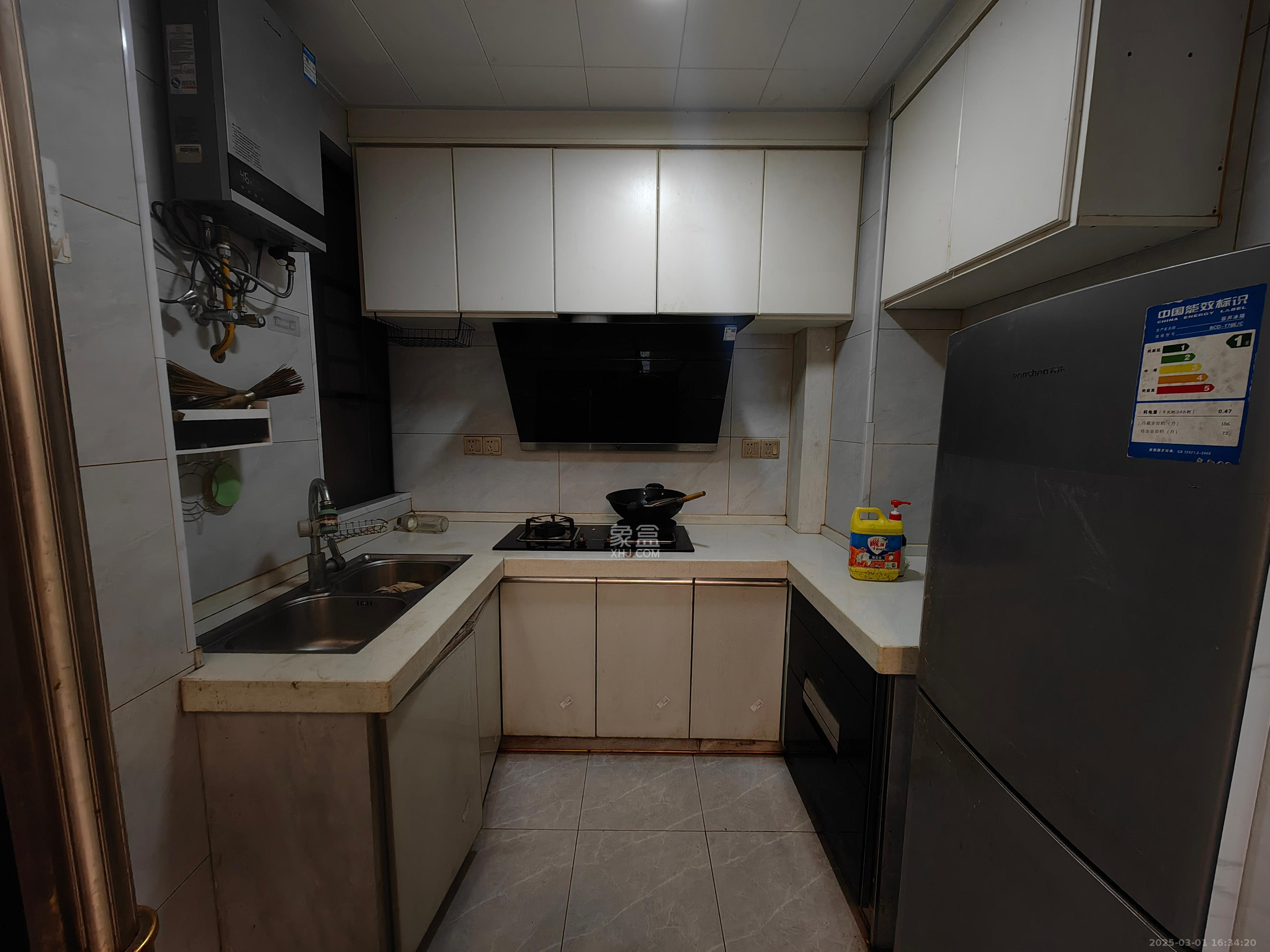 金富星悦汇 3室2厅1卫 1800.0元/月 金富星悦汇 3室2厅1卫 1800.0元/月室内图