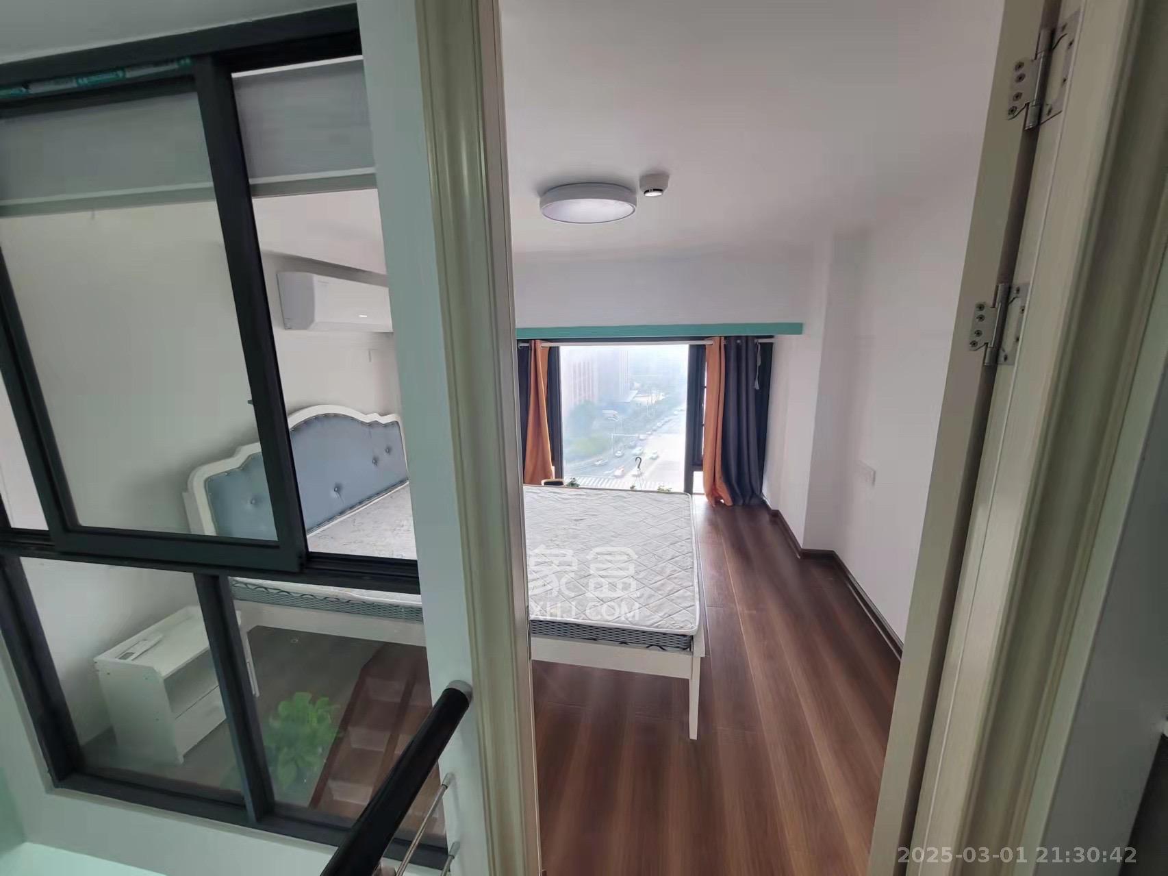 龙湖湘江星座(祺鑫星座公寓) 2室1厅1卫 2200.0元/月 龙湖湘江星座(祺鑫星座公寓) 2室1厅1卫 2200.0元/月室内图