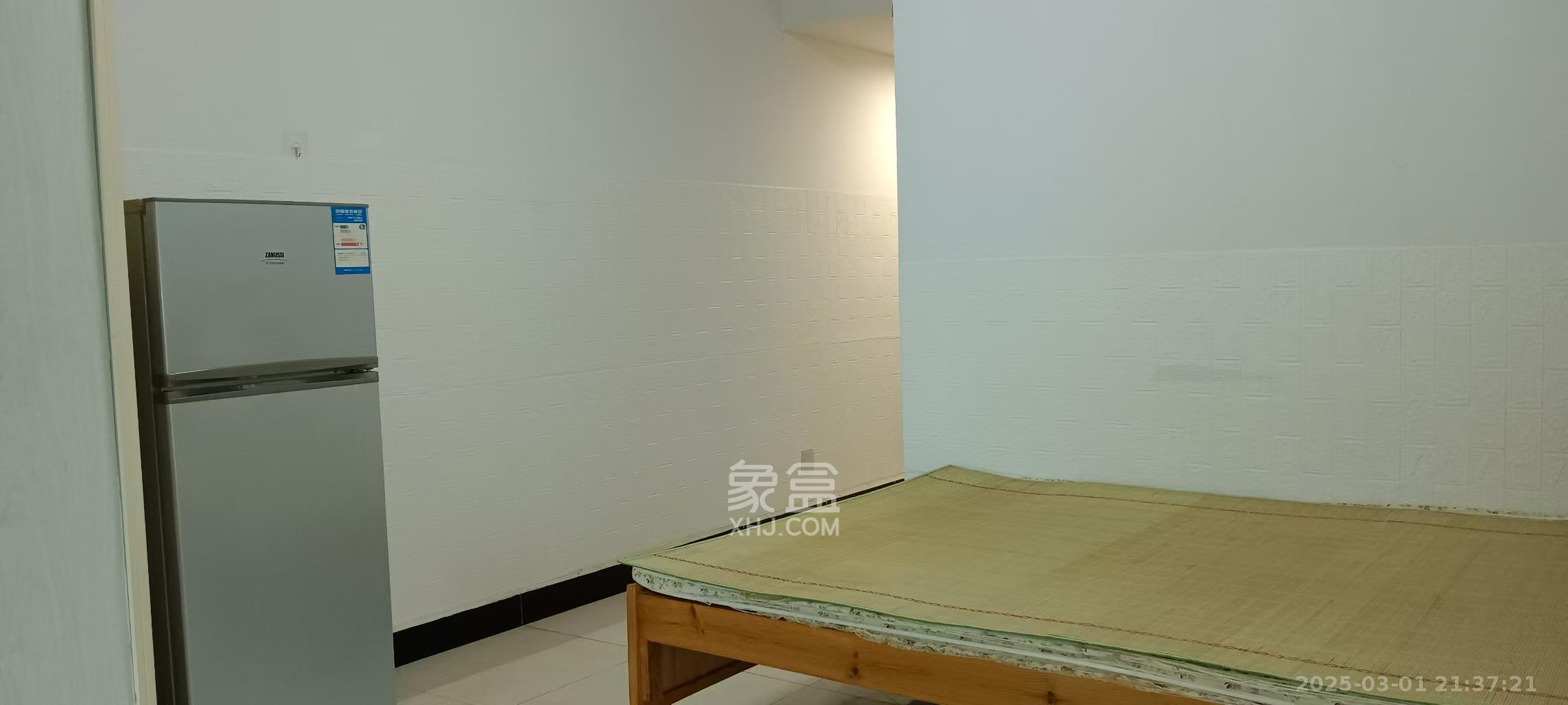 湖韵佳苑  1室1厅1卫   1150.00元/月室内图