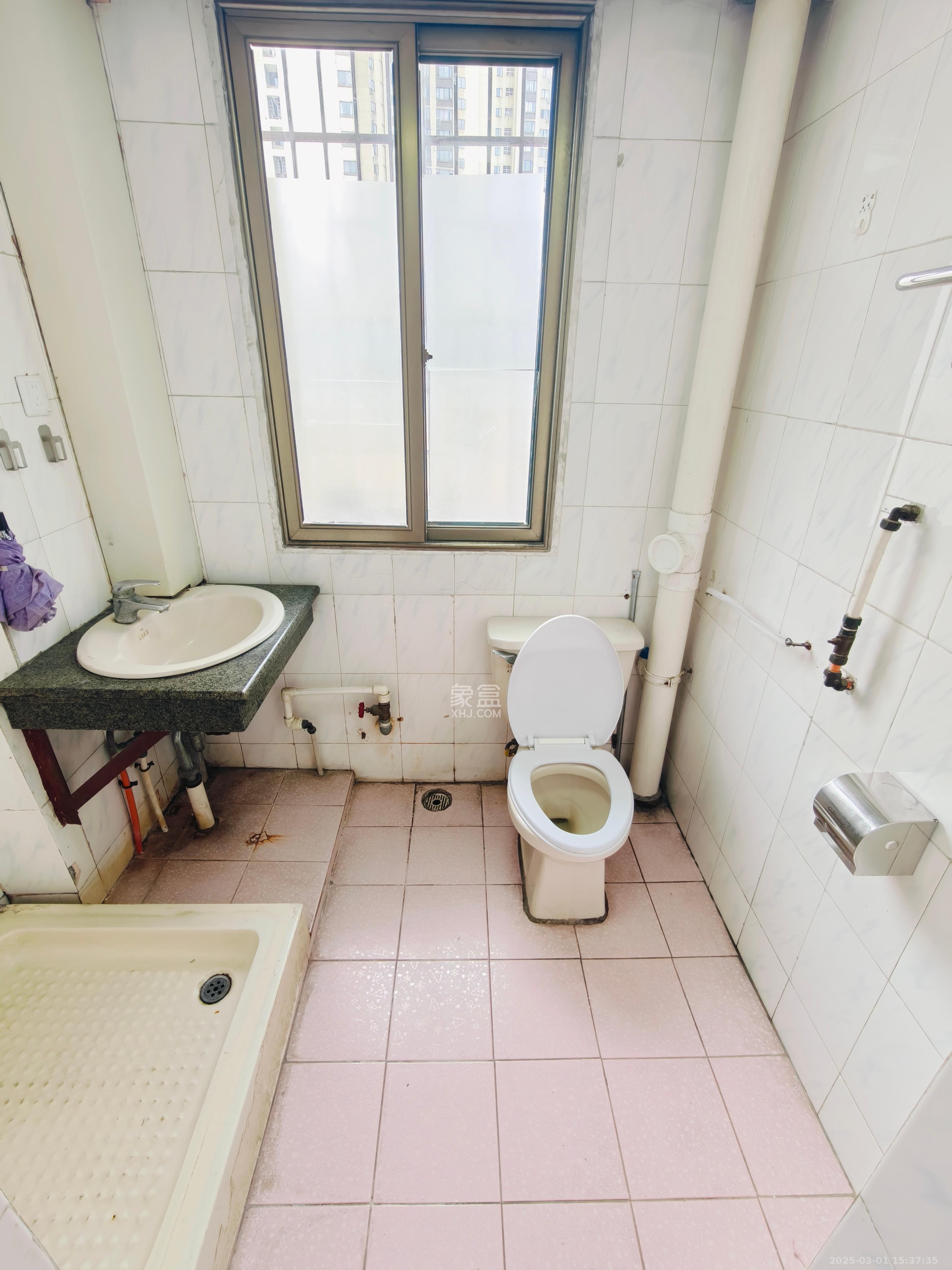 长沙市税务局四分局宿舍 3室2厅2卫 2700.0元/月 长沙市税务局四分局宿舍 3室2厅2卫 2700.0元/月室内图