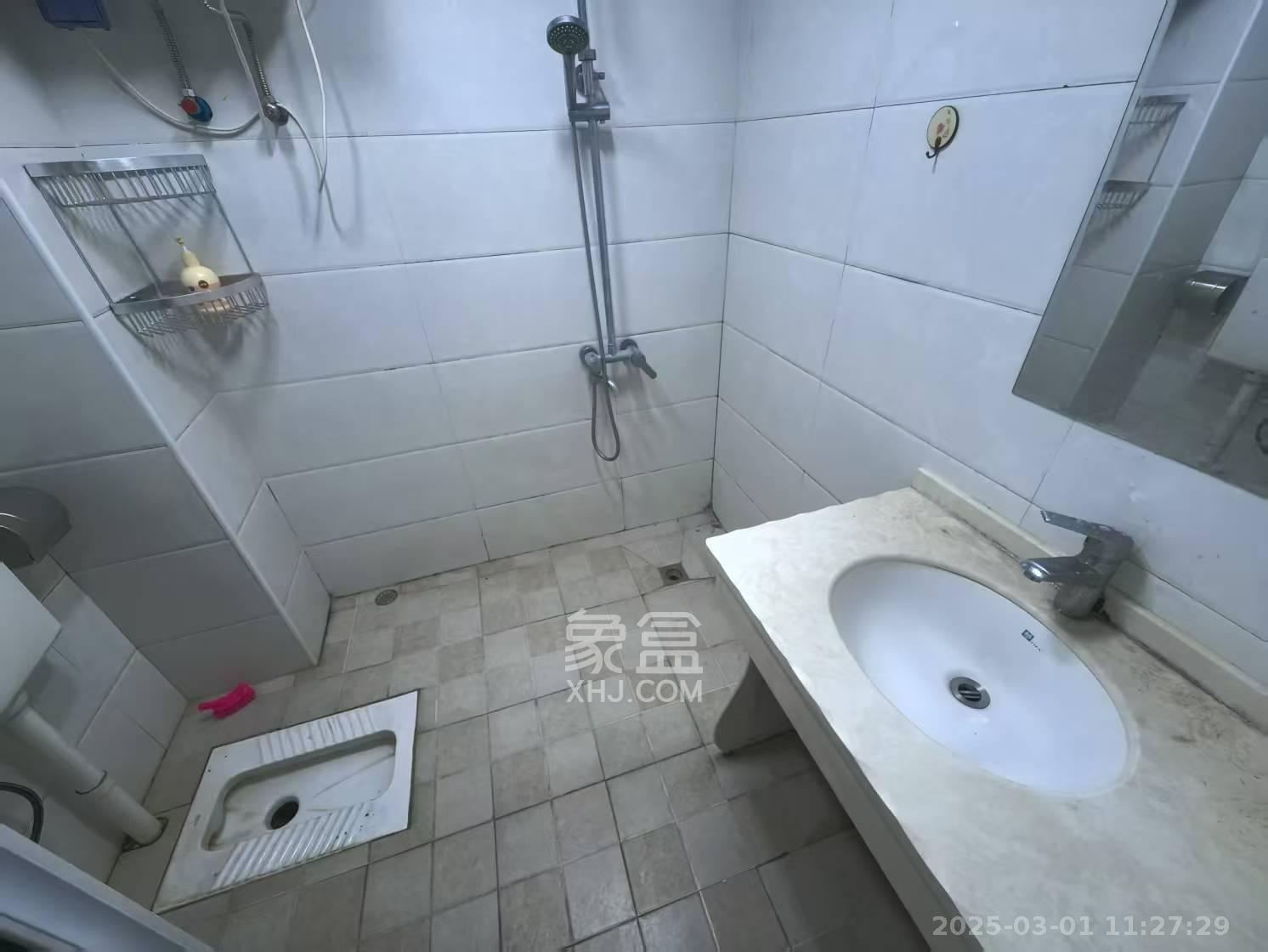 剑桥名门  1室1厅1卫    1400.0元/月室内图