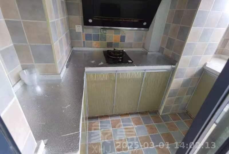 中建御山和苑  1室1厅1卫   1200.00元/月室内图
