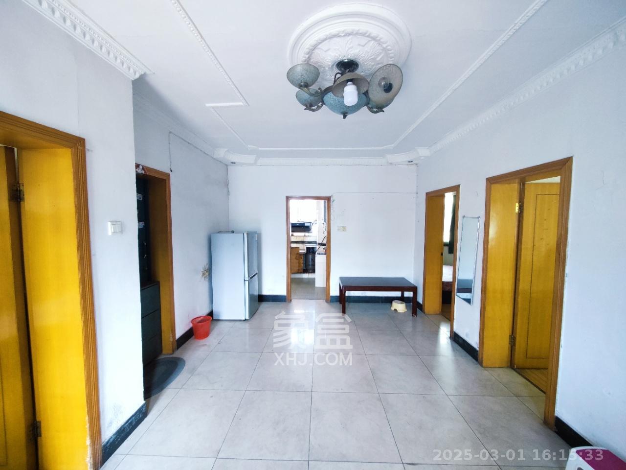 文昌阁散盘 3室2厅1卫 2100.0元/月 文昌阁散盘 3室2厅1卫 2100.0元/月室内图