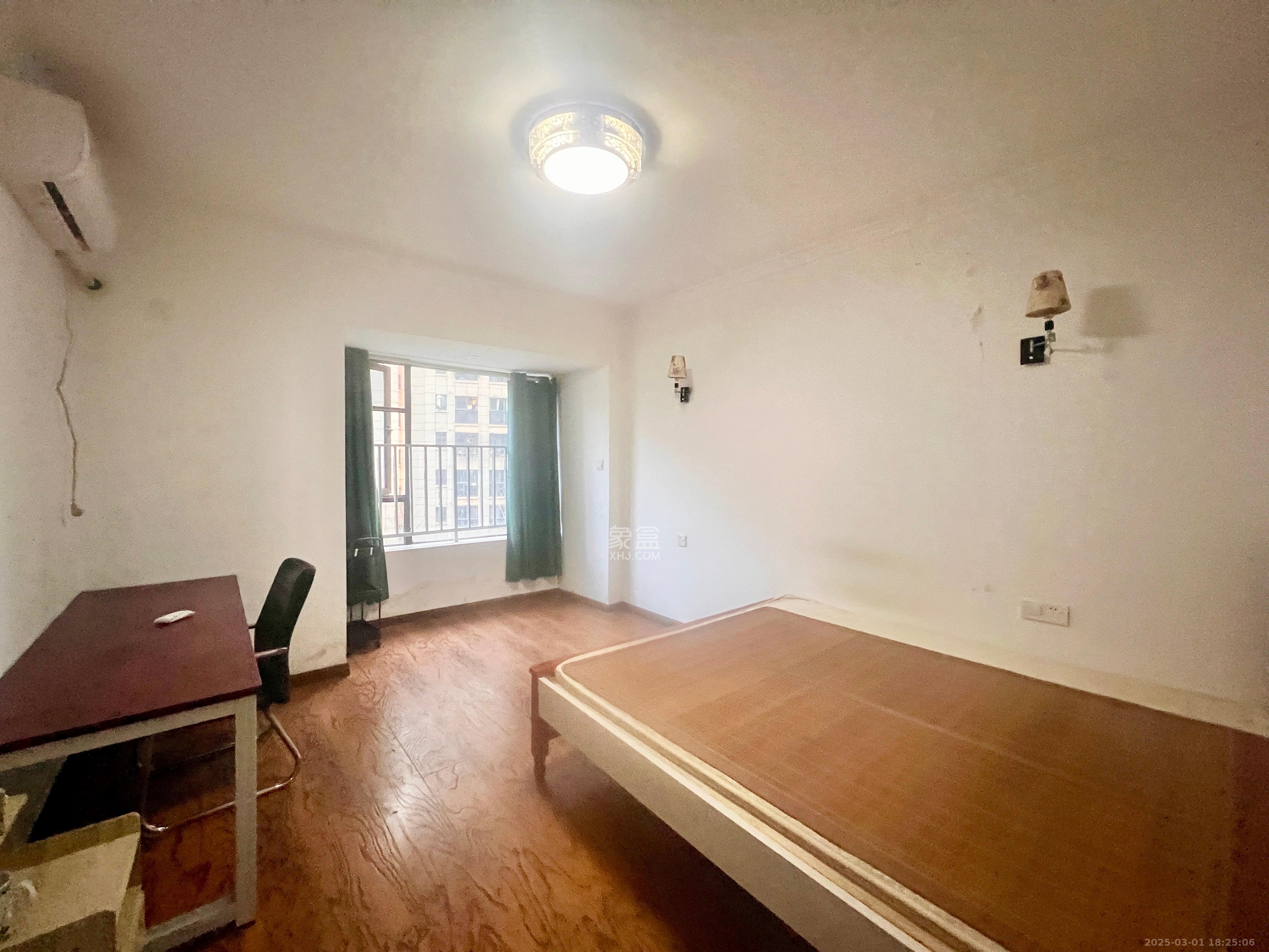 保利麓谷林语D区 3室2厅2卫 2700.0元/月 保利麓谷林语D区 3室2厅2卫 2700.0元/月室内图