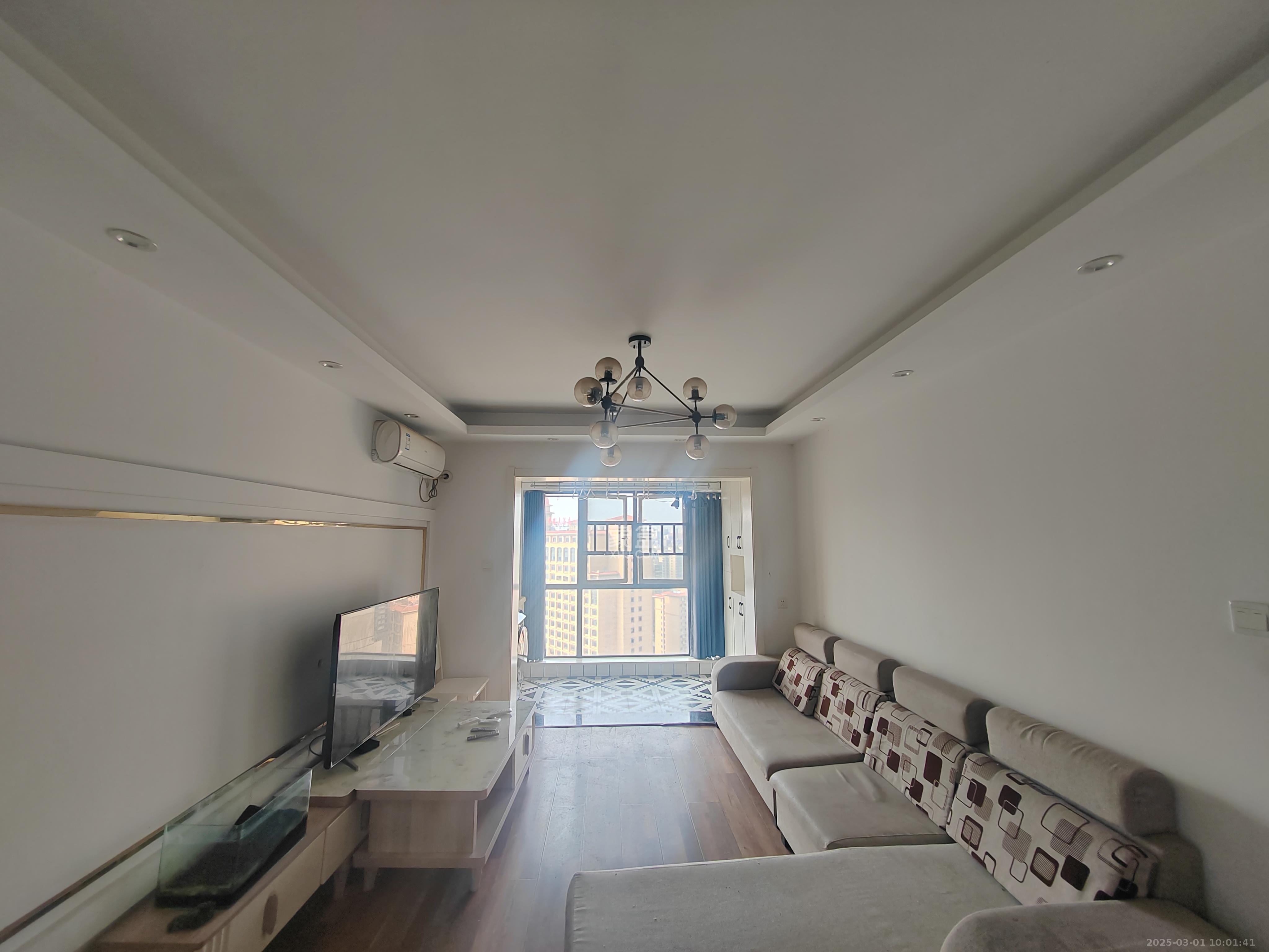 保利城(中航城国际社区、郡原美村) 3室2厅2卫 2500.0元/月 保利城(中航城国际社区、郡原美村) 3室2厅2卫 2500.0元/月室内图