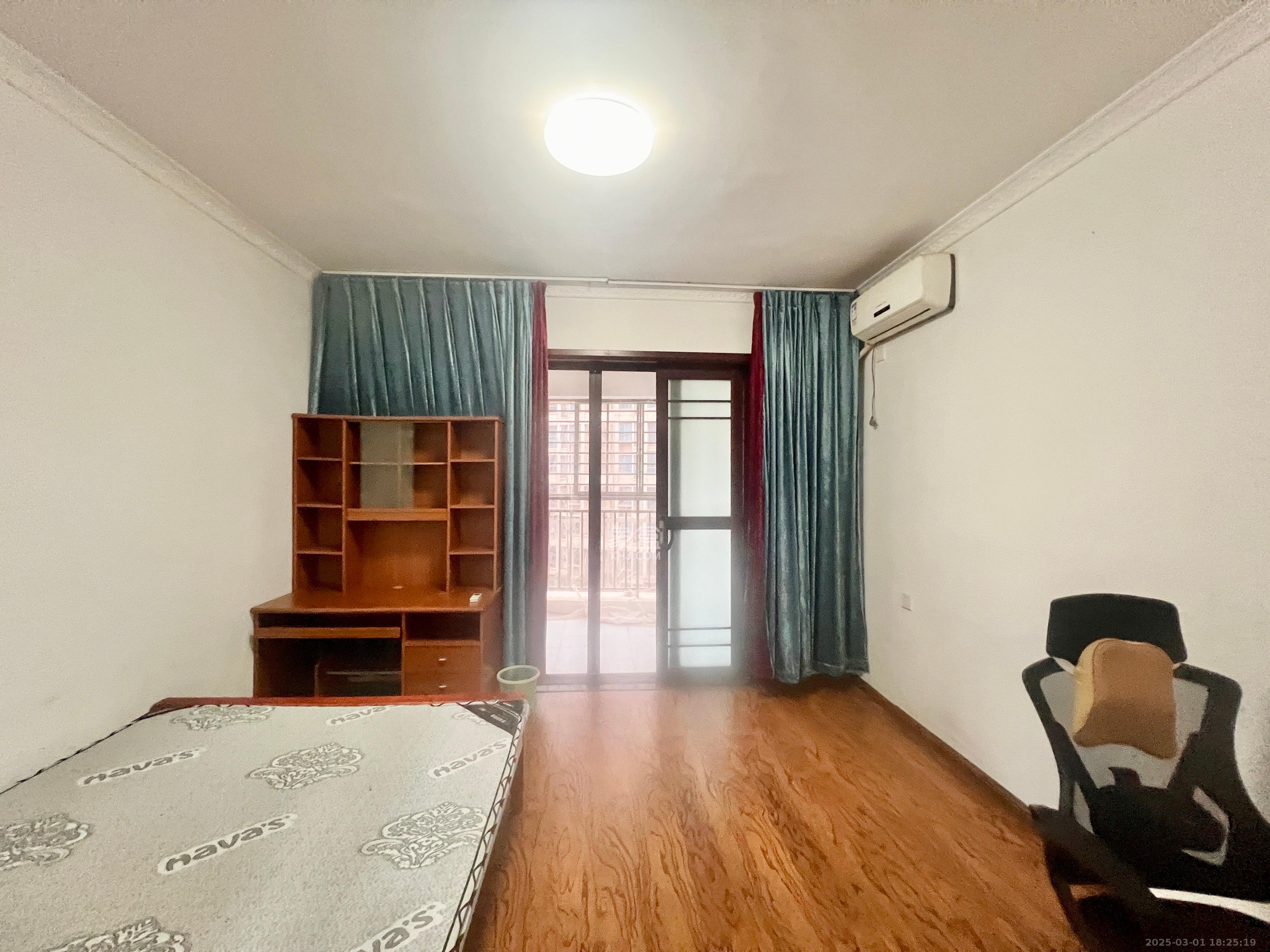 保利麓谷林语D区 3室2厅2卫 2700.0元/月 保利麓谷林语D区 3室2厅2卫 2700.0元/月室内图