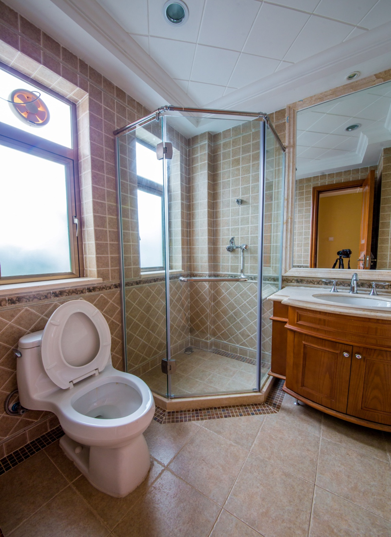 富力盈溪谷 5室2厅2卫 750.0万 富力盈溪谷 5室2厅2卫 750.0万室内图