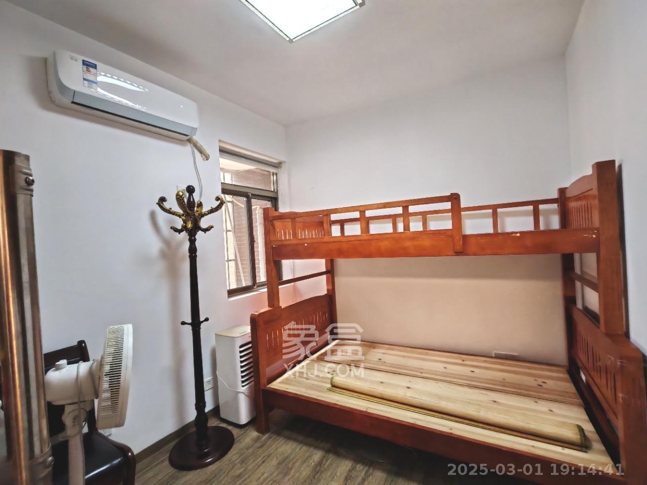 富兴嘉城（富兴汇中央）  3室2厅2卫   3700.00元/月室内图