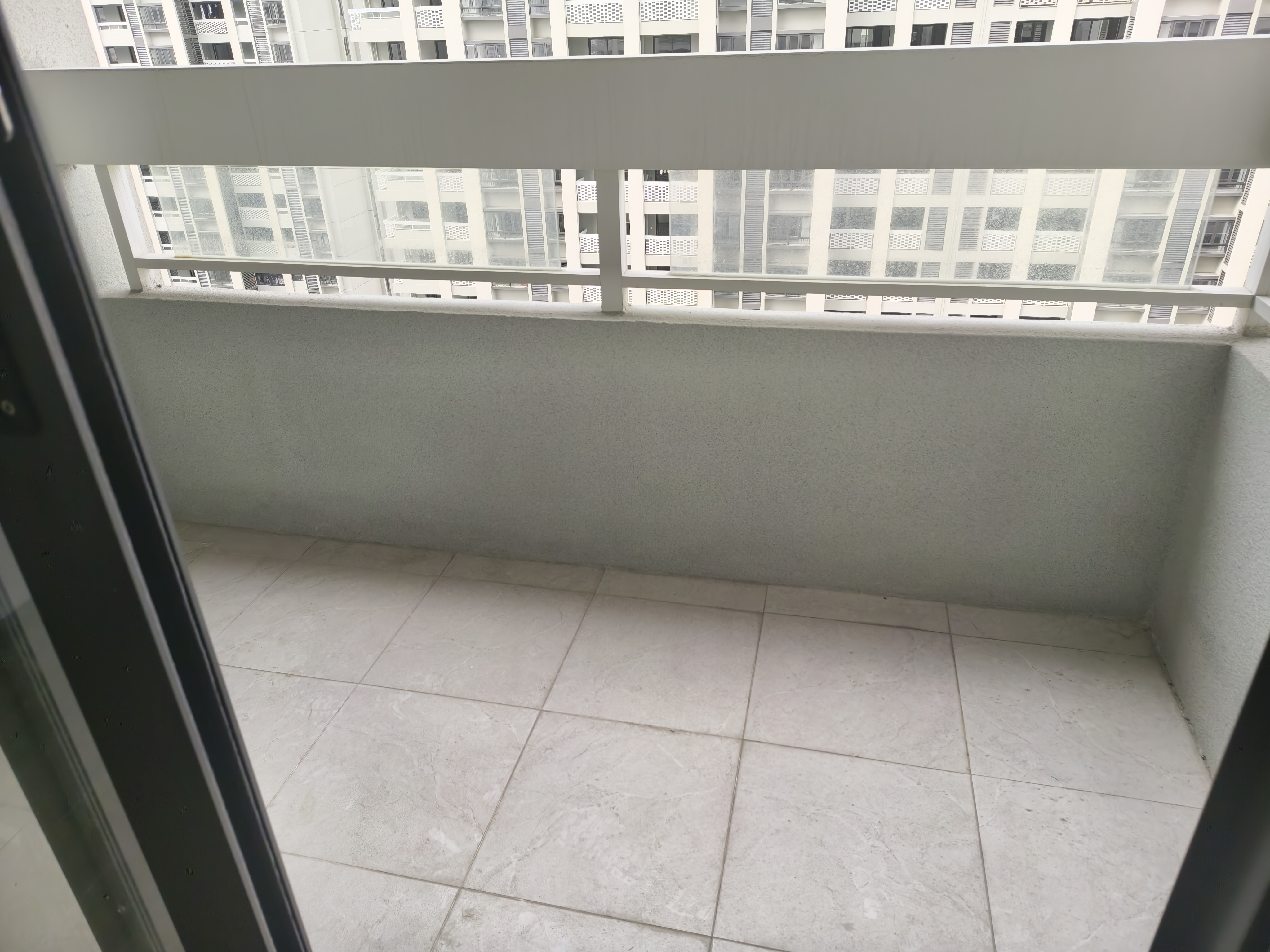 海府大院(海府路41号)  3室2厅1卫    3500.0元/月 海府大院(海府路41号)  3室2厅1卫    3500.0元/月室内图