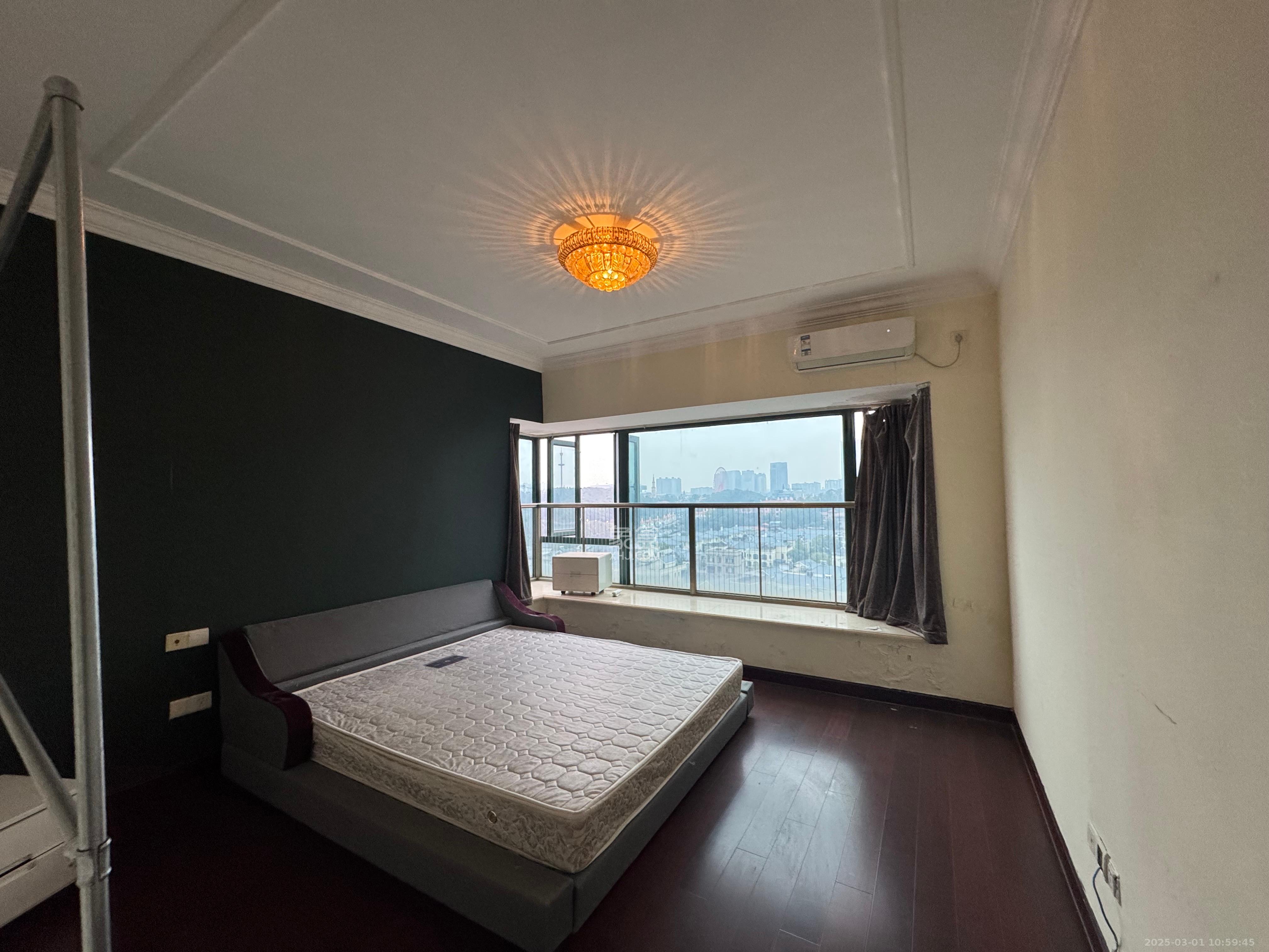 恒大雅苑 3室2厅2卫 2500.0元/月 恒大雅苑 3室2厅2卫 2500.0元/月室内图