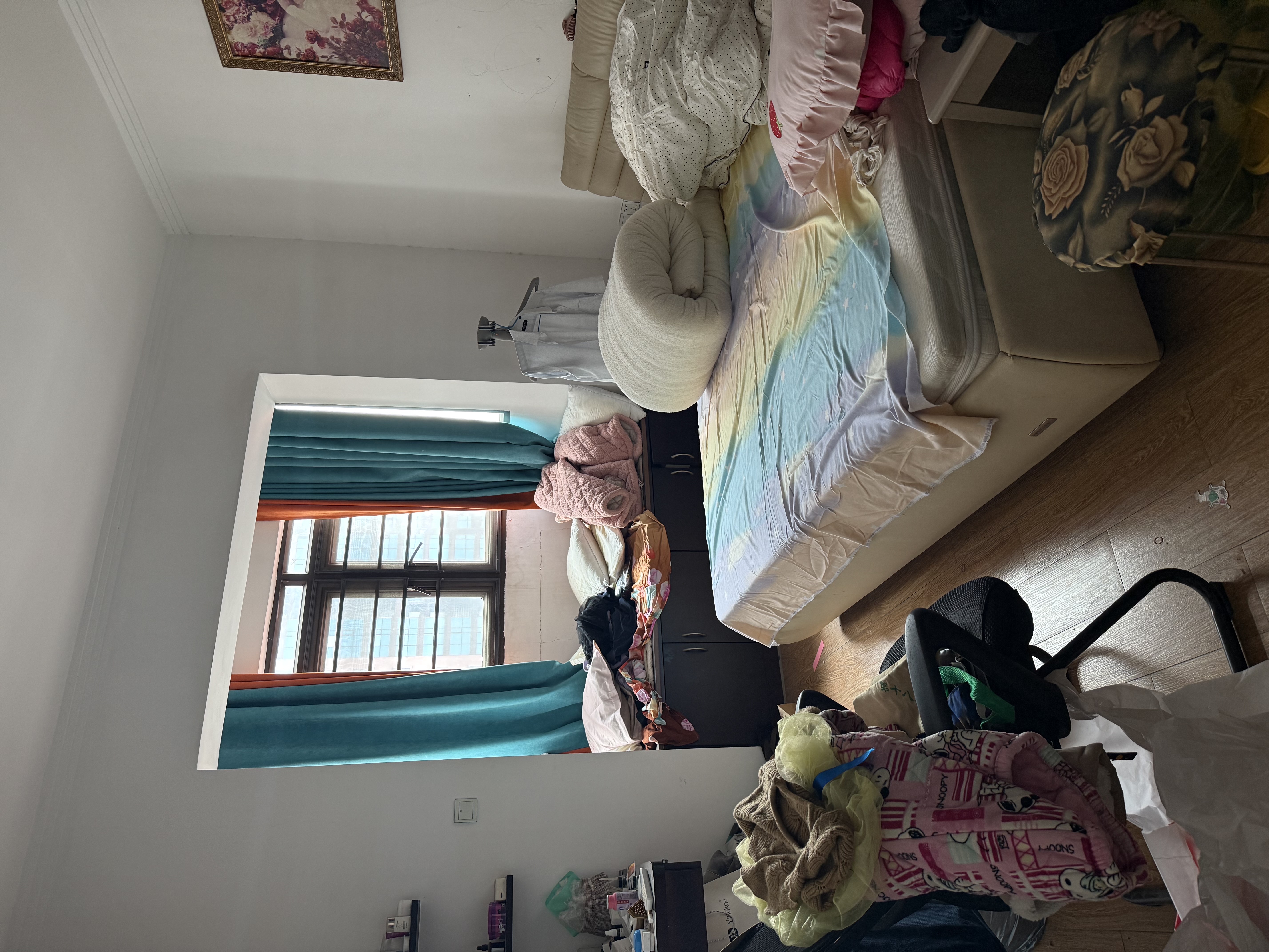 大同芙蓉 3室2厅2卫 95.0万 大同芙蓉 3室2厅2卫 95.0万客厅