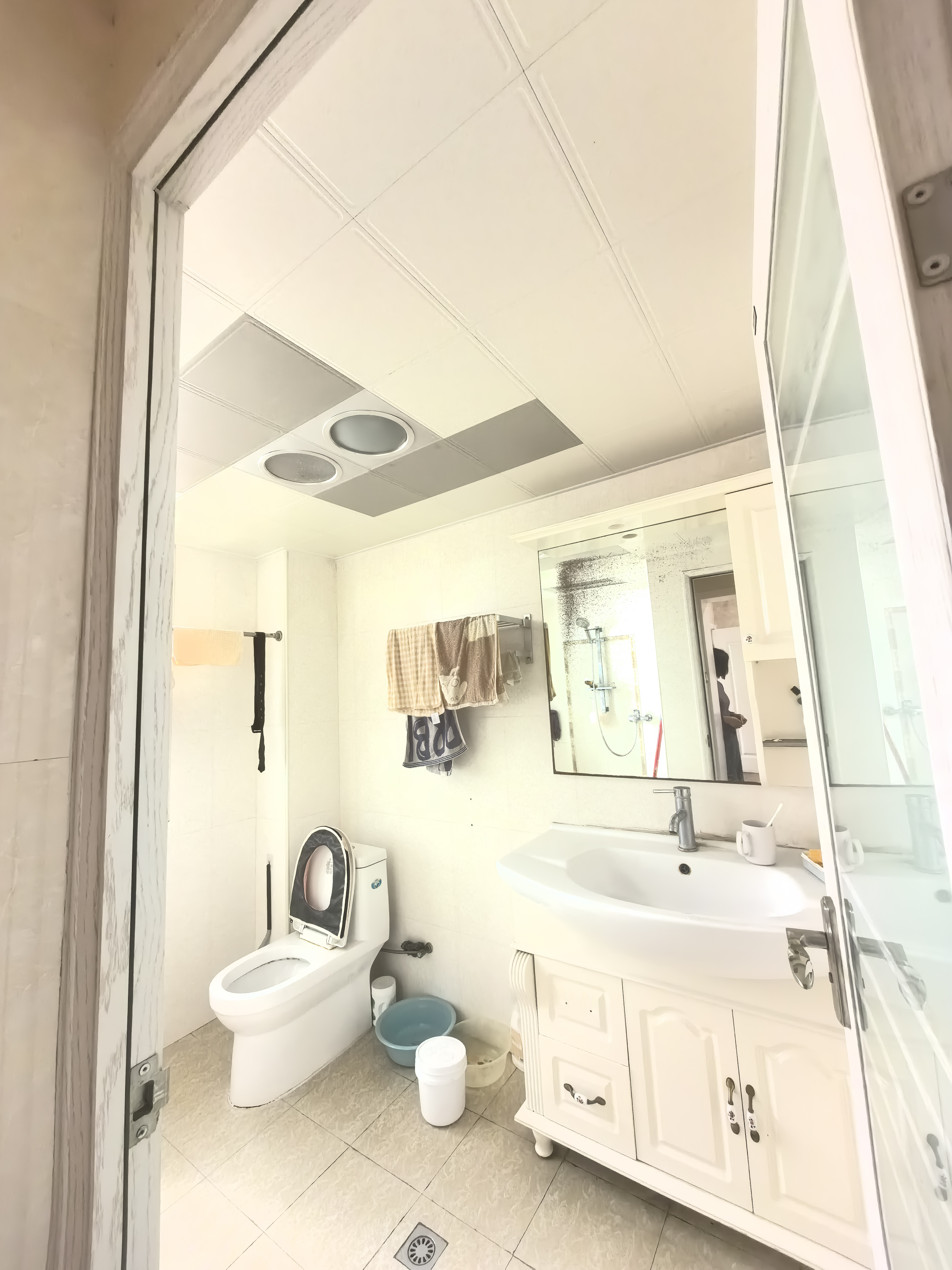 大同芙蓉 4室2厅2卫 88.9万 大同芙蓉 4室2厅2卫 88.9万客厅