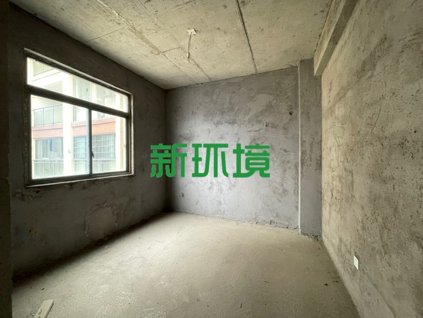 丽景天下一期 5室2厅2卫 71.8万 丽景天下一期 5室2厅2卫 71.8万客厅