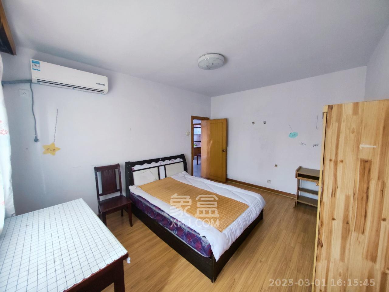 文昌阁散盘 3室2厅1卫 2100.0元/月 文昌阁散盘 3室2厅1卫 2100.0元/月室内图