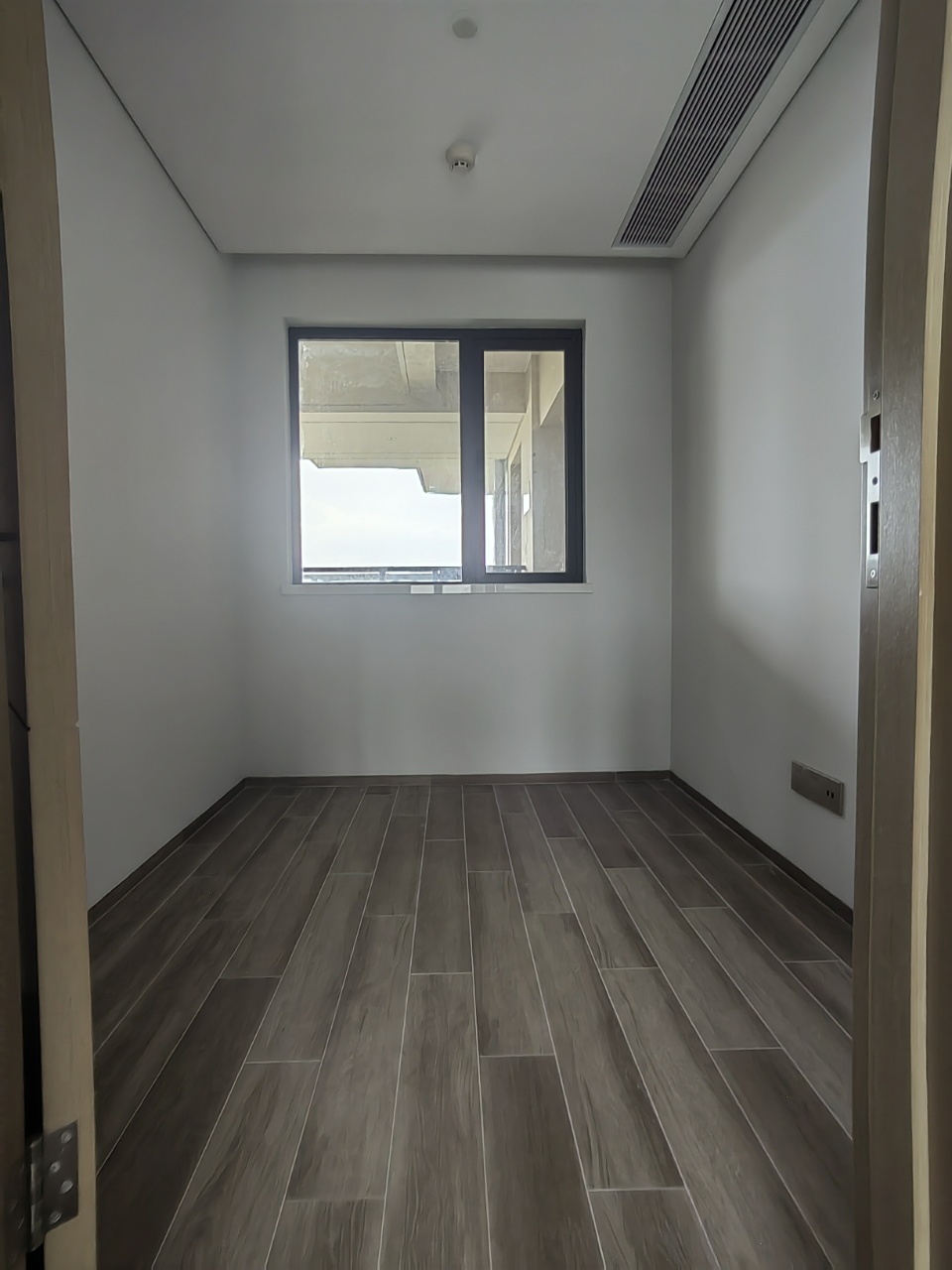 仁恒滨江园(一.二期) 1室0厅0卫 230.0万 仁恒滨江园(一.二期) 1室0厅0卫 230.0万室内图