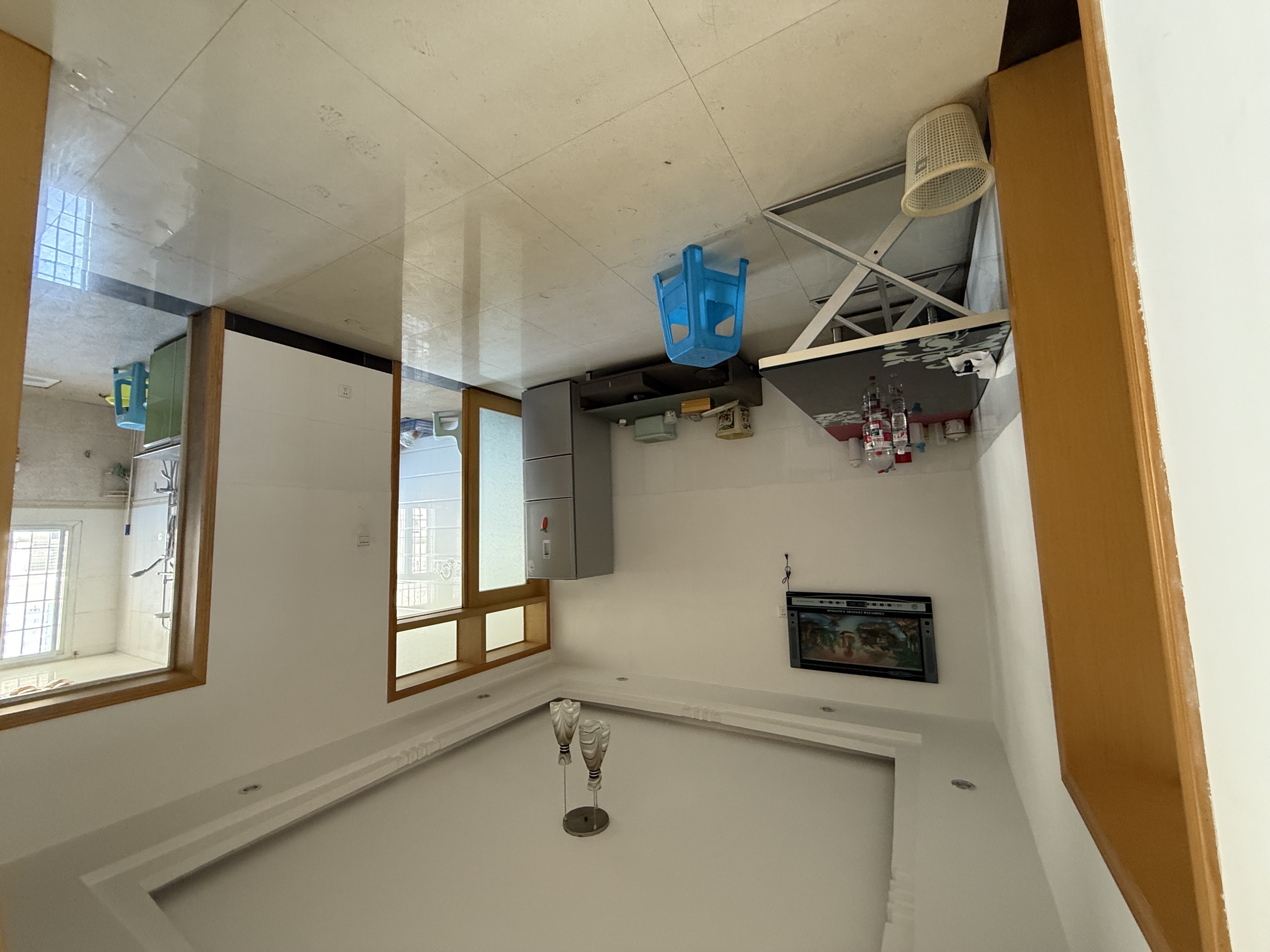 鸿都苑  1室0厅0卫    1200.0元/月 鸿都苑  1室0厅0卫    1200.0元/月室内图