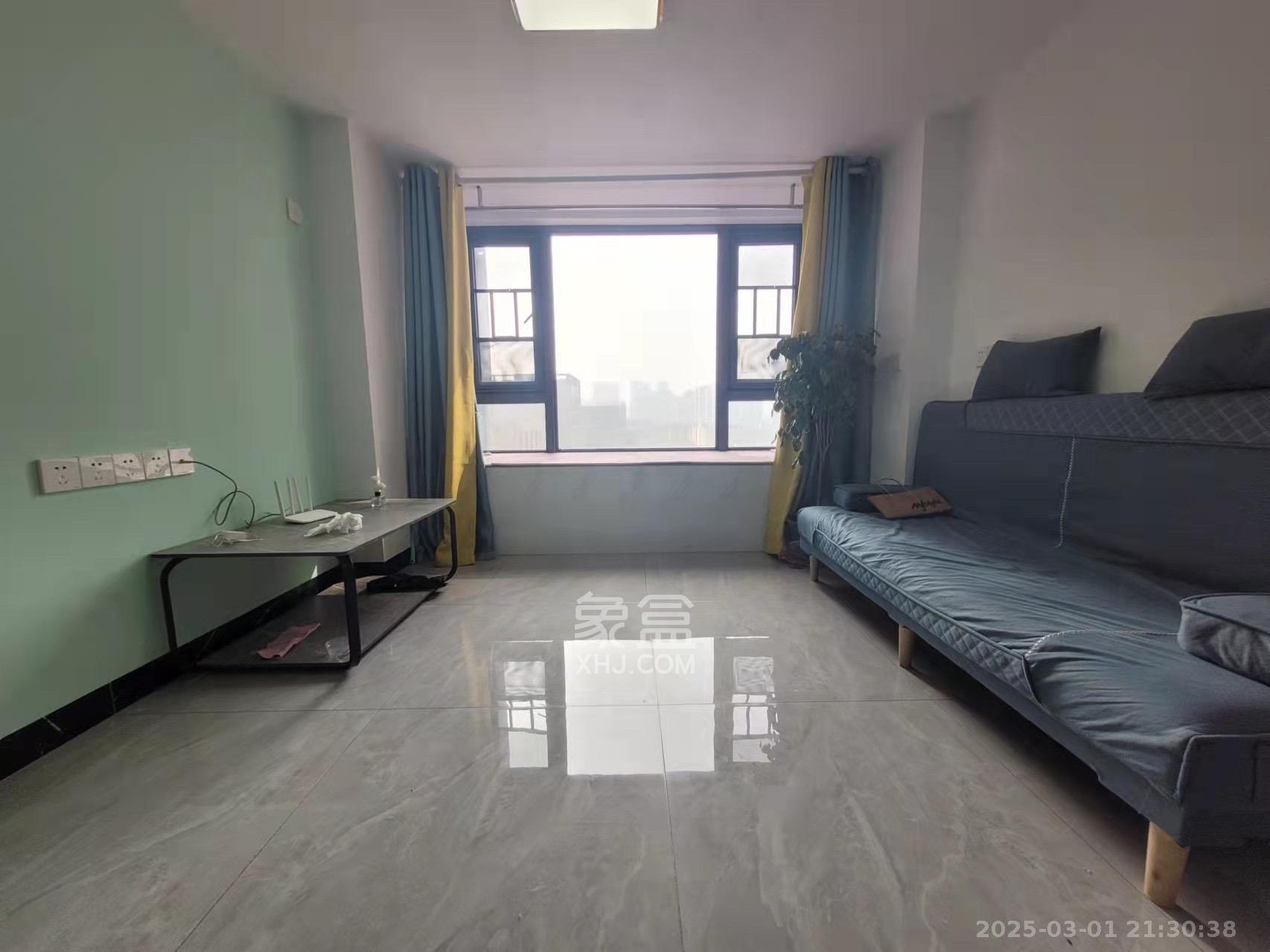 龙湖湘江星座(祺鑫星座公寓) 2室1厅1卫 2200.0元/月 龙湖湘江星座(祺鑫星座公寓) 2室1厅1卫 2200.0元/月室内图