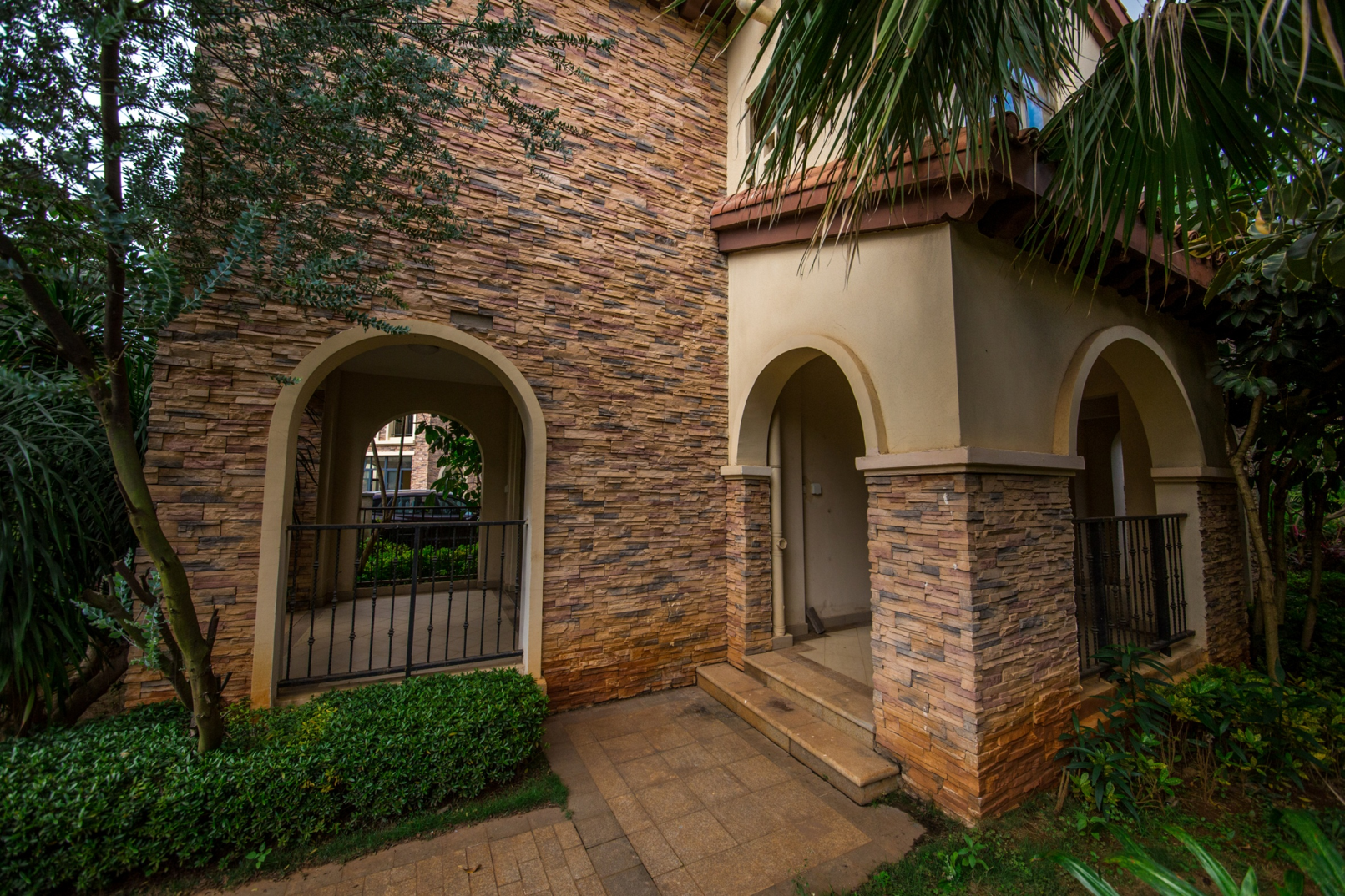 富力盈溪谷 5室2厅2卫 750.0万 富力盈溪谷 5室2厅2卫 750.0万室内图