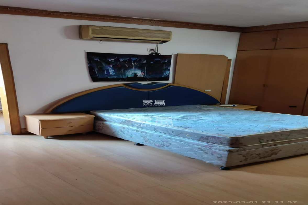 湖南大剧院 4室2厅1卫 2200.0元/月 湖南大剧院 4室2厅1卫 2200.0元/月室内图