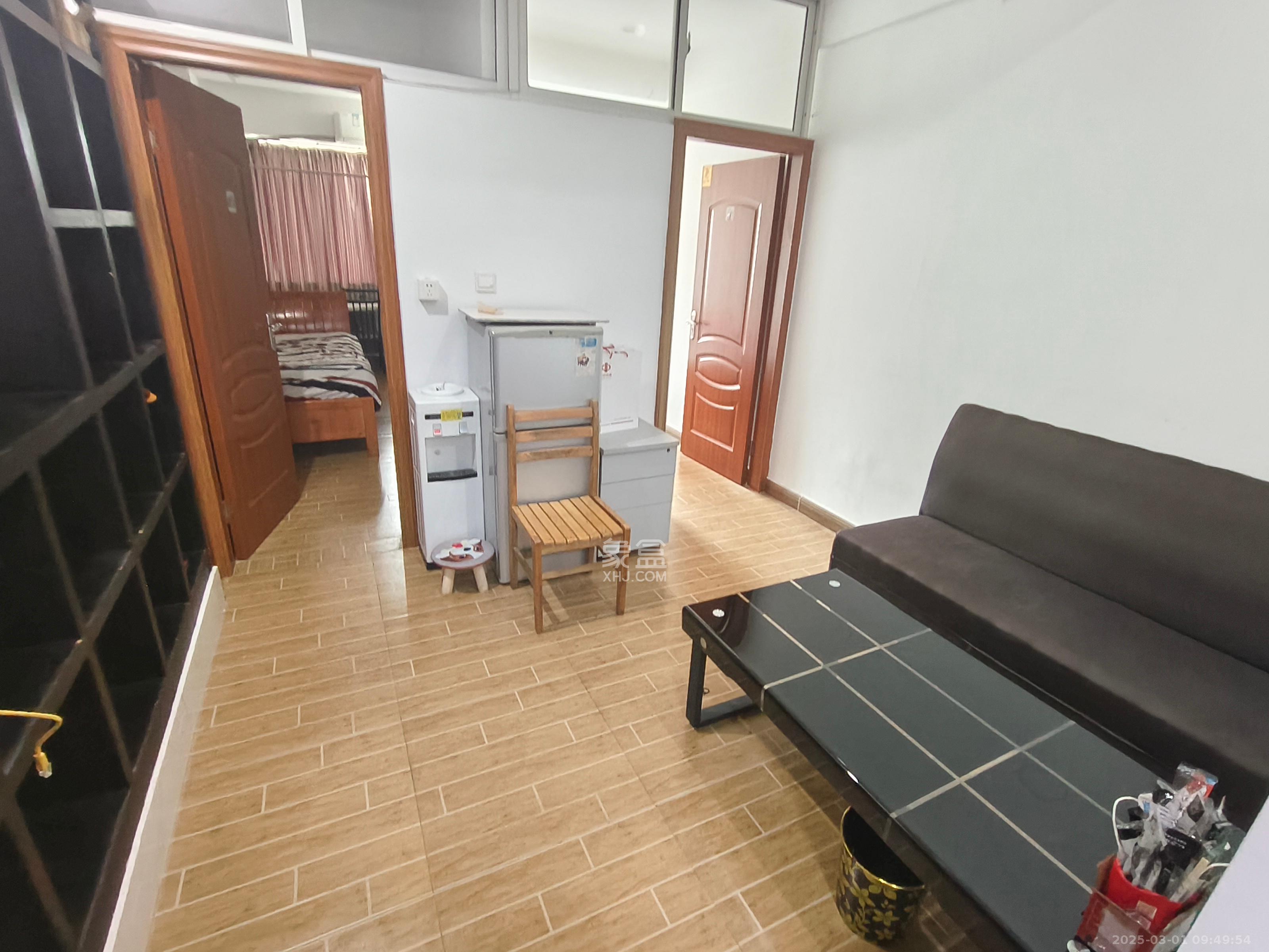 上城星座 2室1厅1卫 2200.0元/月 上城星座 2室1厅1卫 2200.0元/月室内图