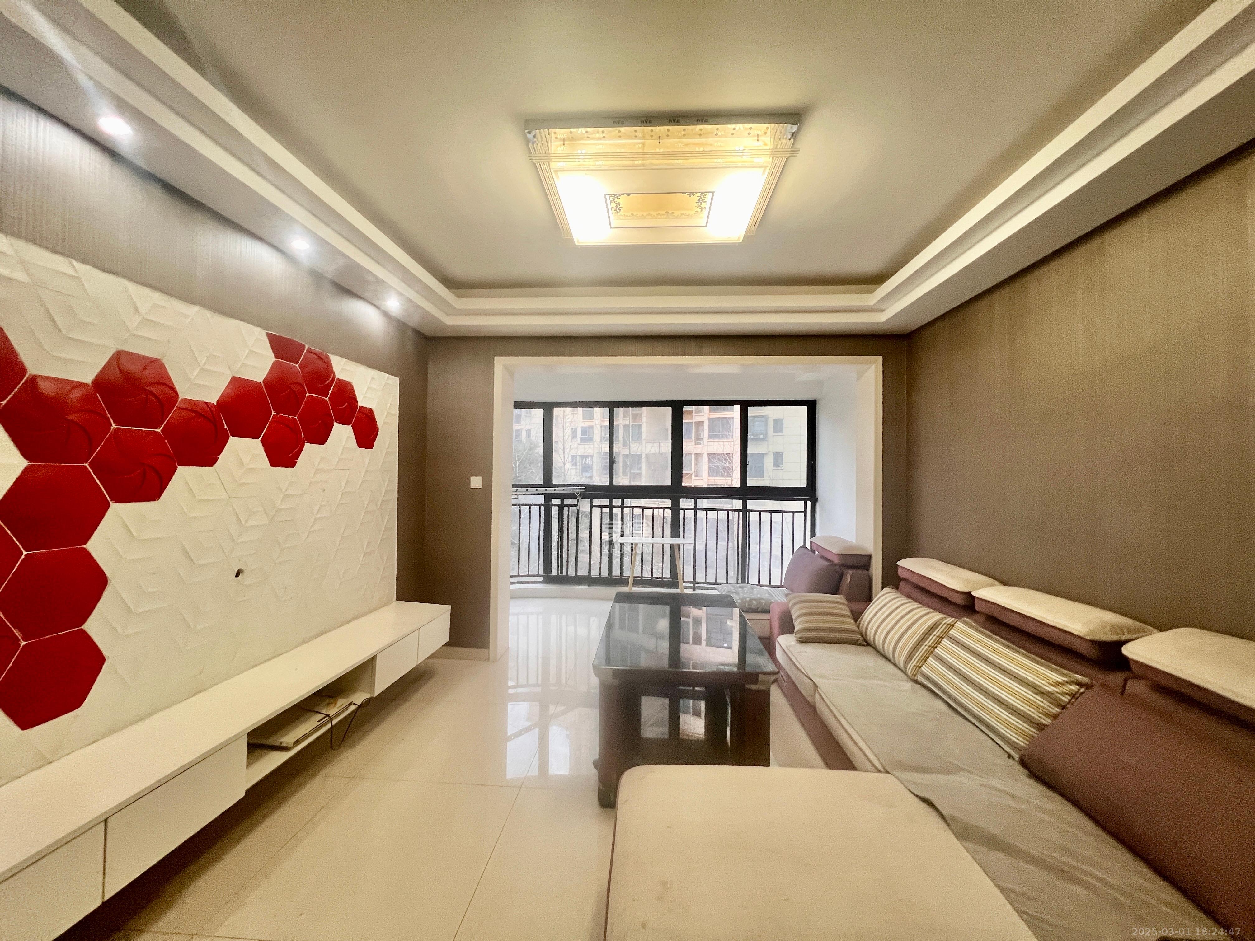 保利麓谷林语D区 3室2厅2卫 2700.0元/月 保利麓谷林语D区 3室2厅2卫 2700.0元/月室内图