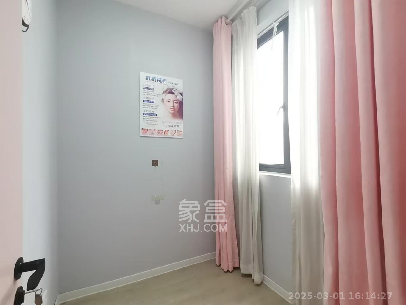 金茂梅溪湖 2室1厅2卫 3000.0元/月 金茂梅溪湖 2室1厅2卫 3000.0元/月室内图