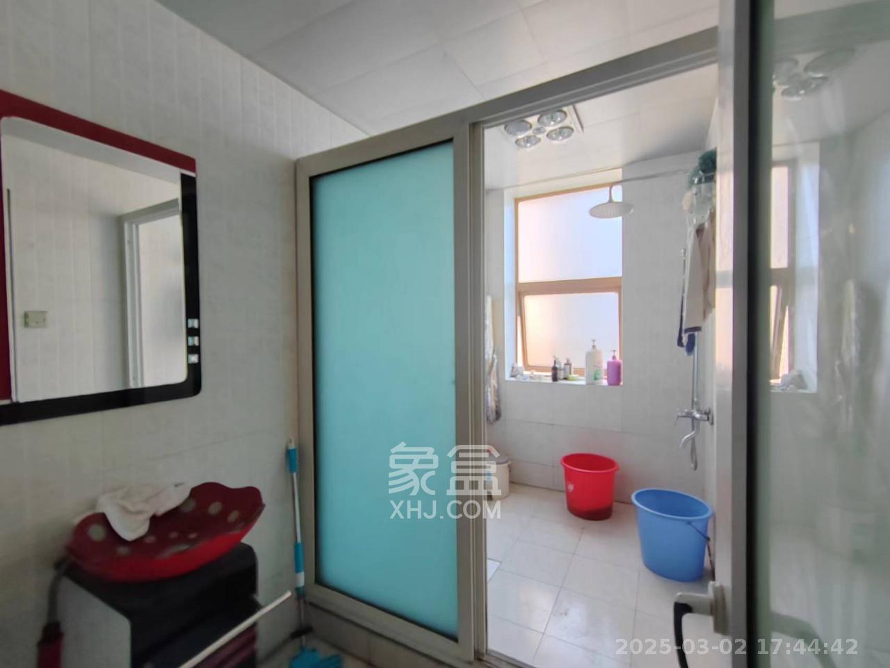 天健芙蓉盛世一期 3室2厅1卫 3200.0元/月 天健芙蓉盛世一期 3室2厅1卫 3200.0元/月室内图