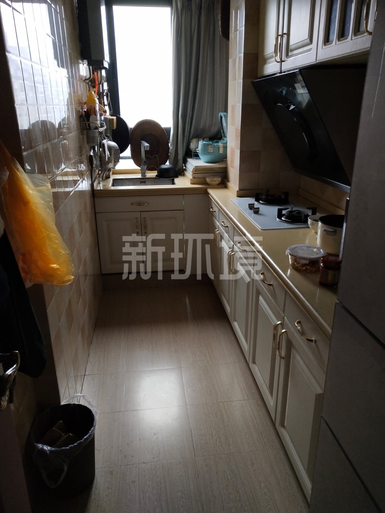 月亮湾三期  2室2厅1卫   55.00万客厅