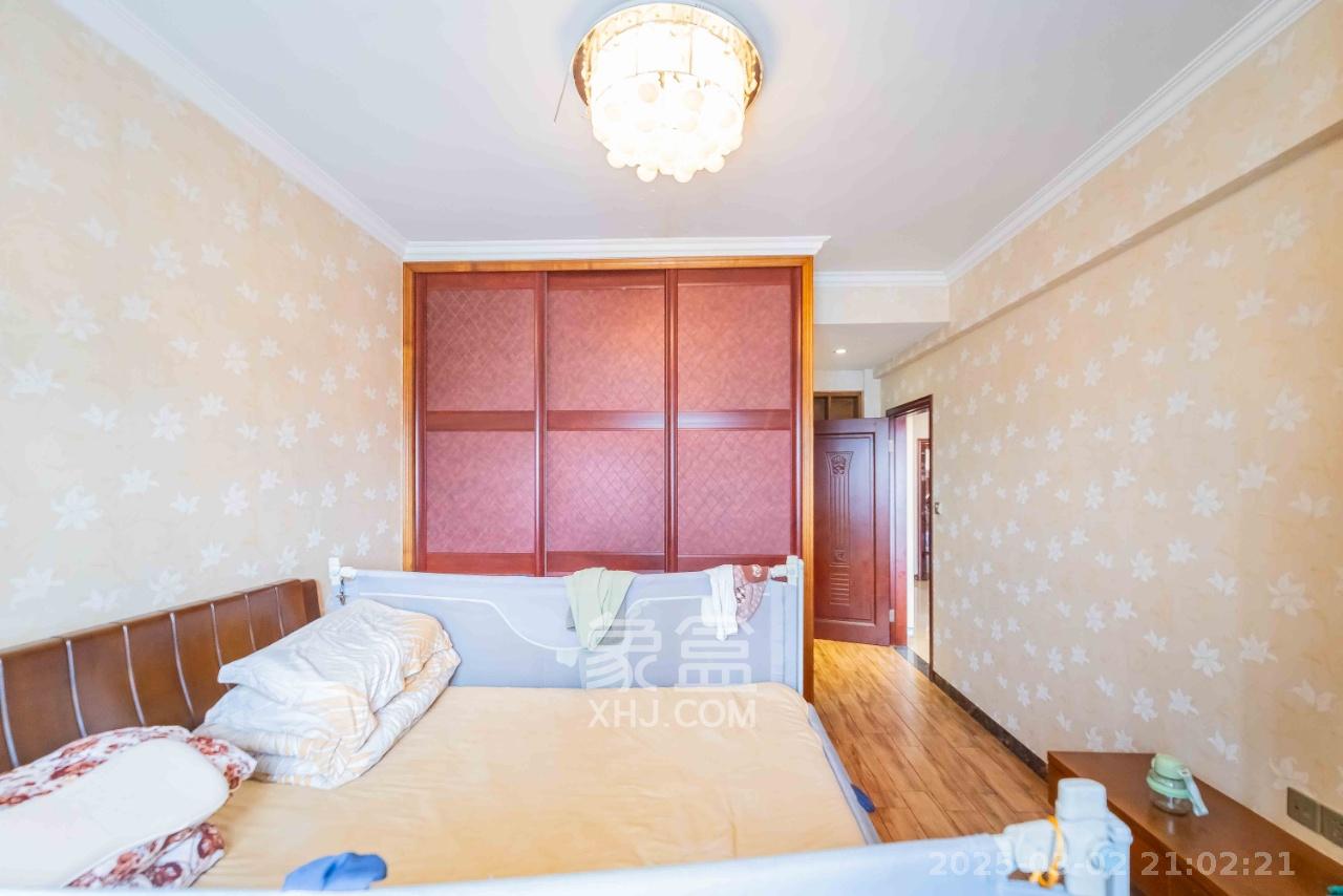 城市山水豪园(山水城市风景) 3室2厅2卫 3500.0元/月 城市山水豪园(山水城市风景) 3室2厅2卫 3500.0元/月室内图