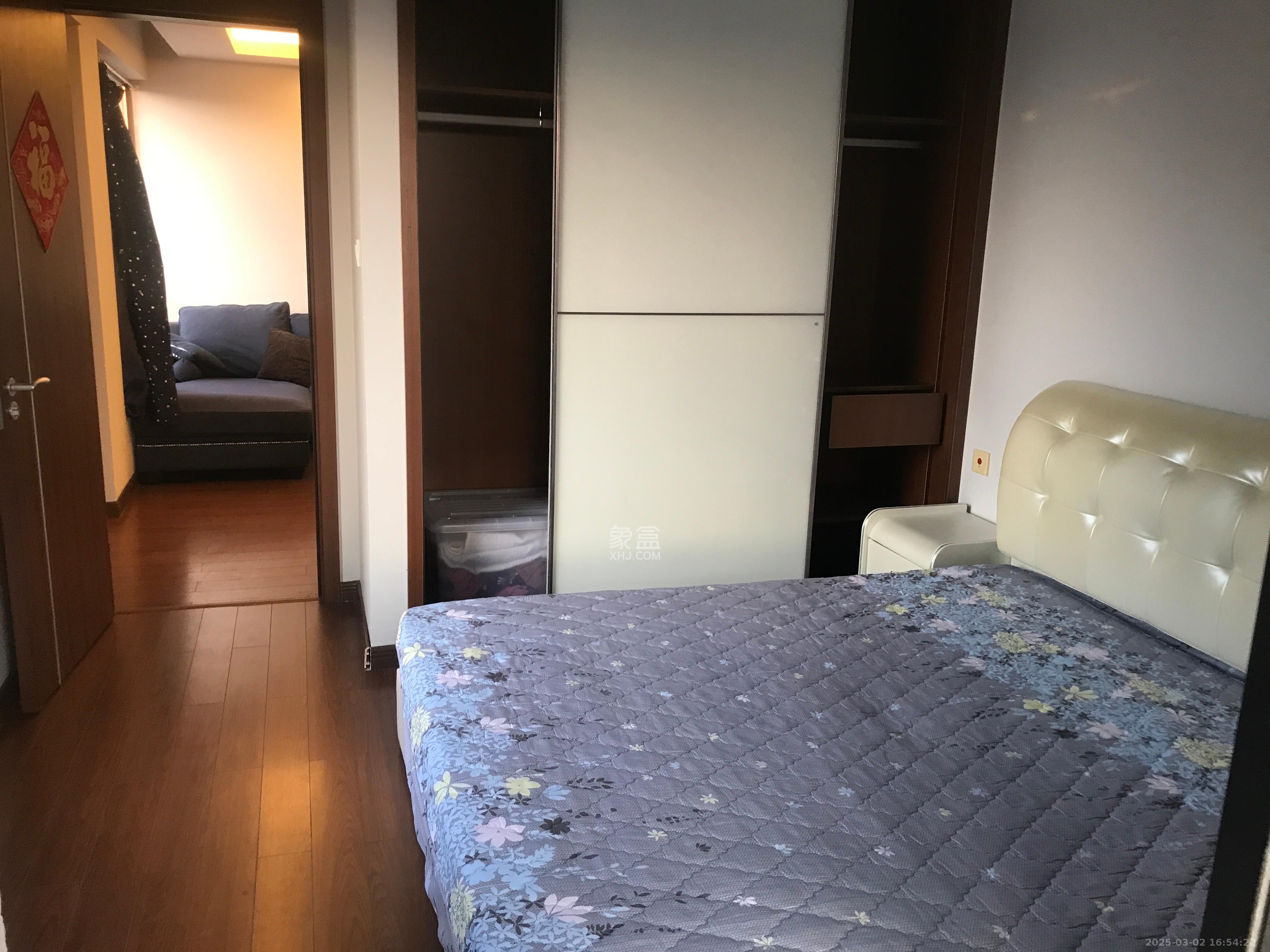 万科金域华府三四期  2室2厅1卫   2300.00元/月室内图