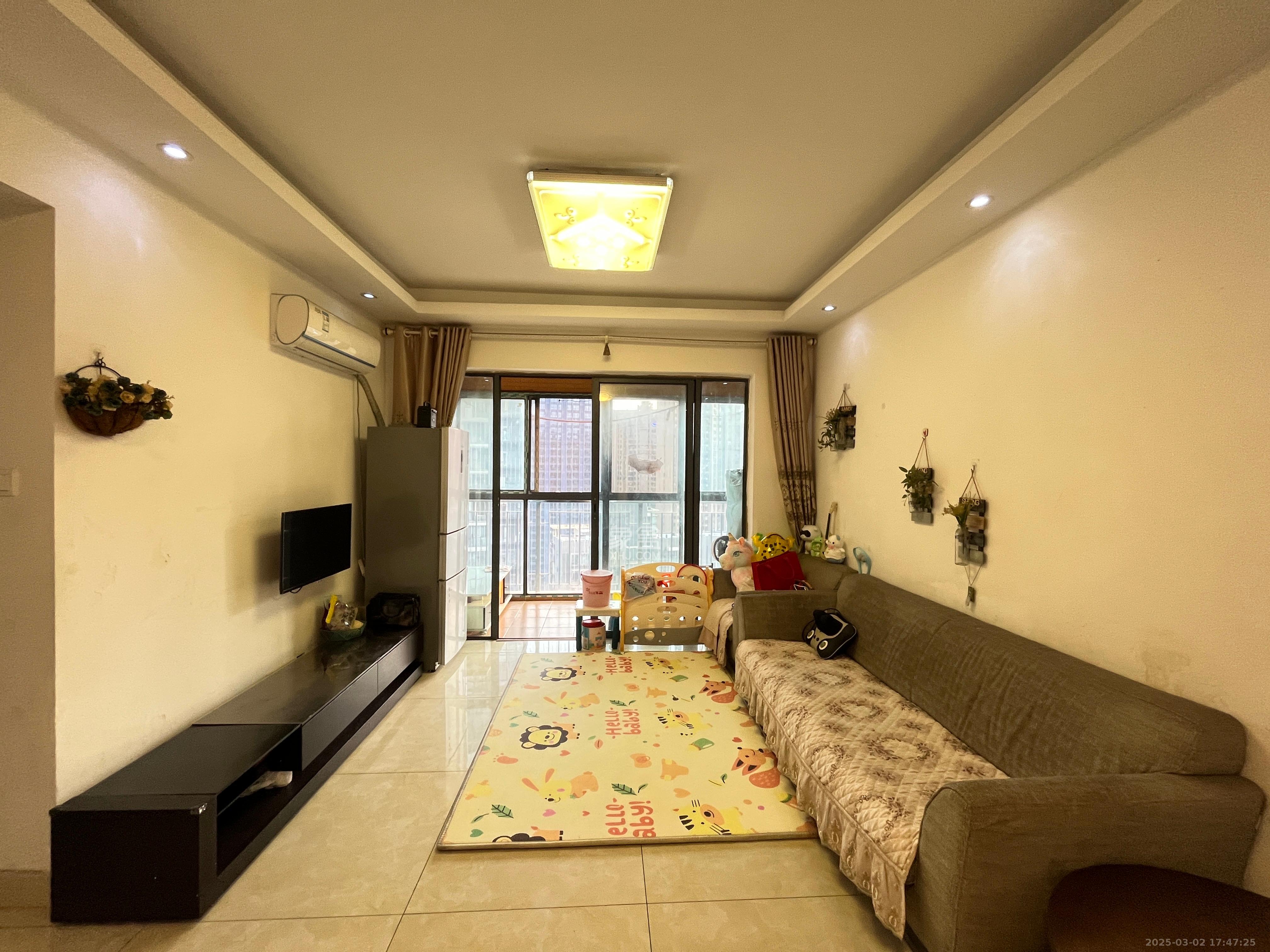 恒基凯旋门一二期 1室2厅1卫 900.0元/月 恒基凯旋门一二期 1室2厅1卫 900.0元/月室内图