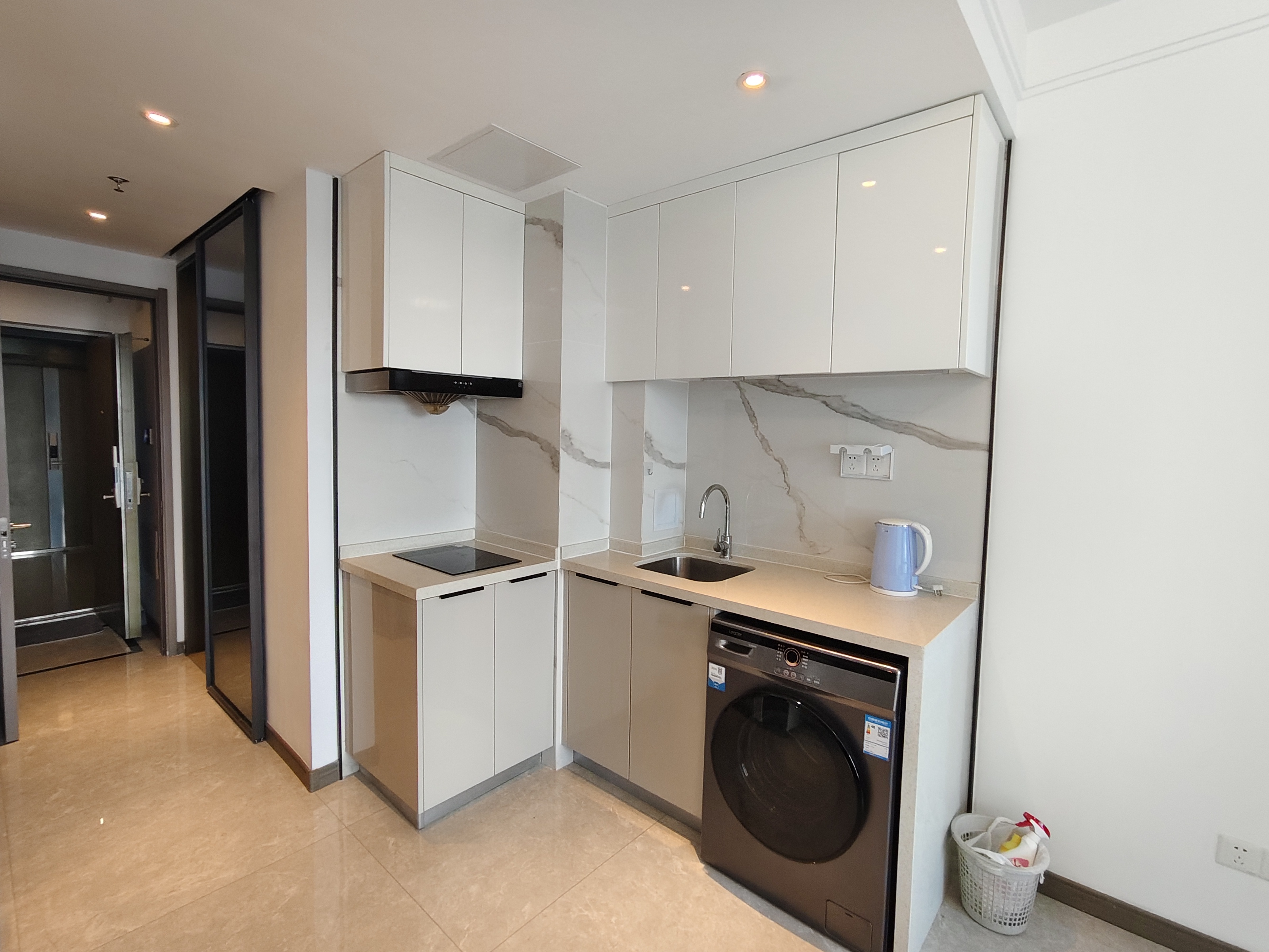 龙湖光年 1室1厅1卫 1900.0元/月 龙湖光年 1室1厅1卫 1900.0元/月室内图