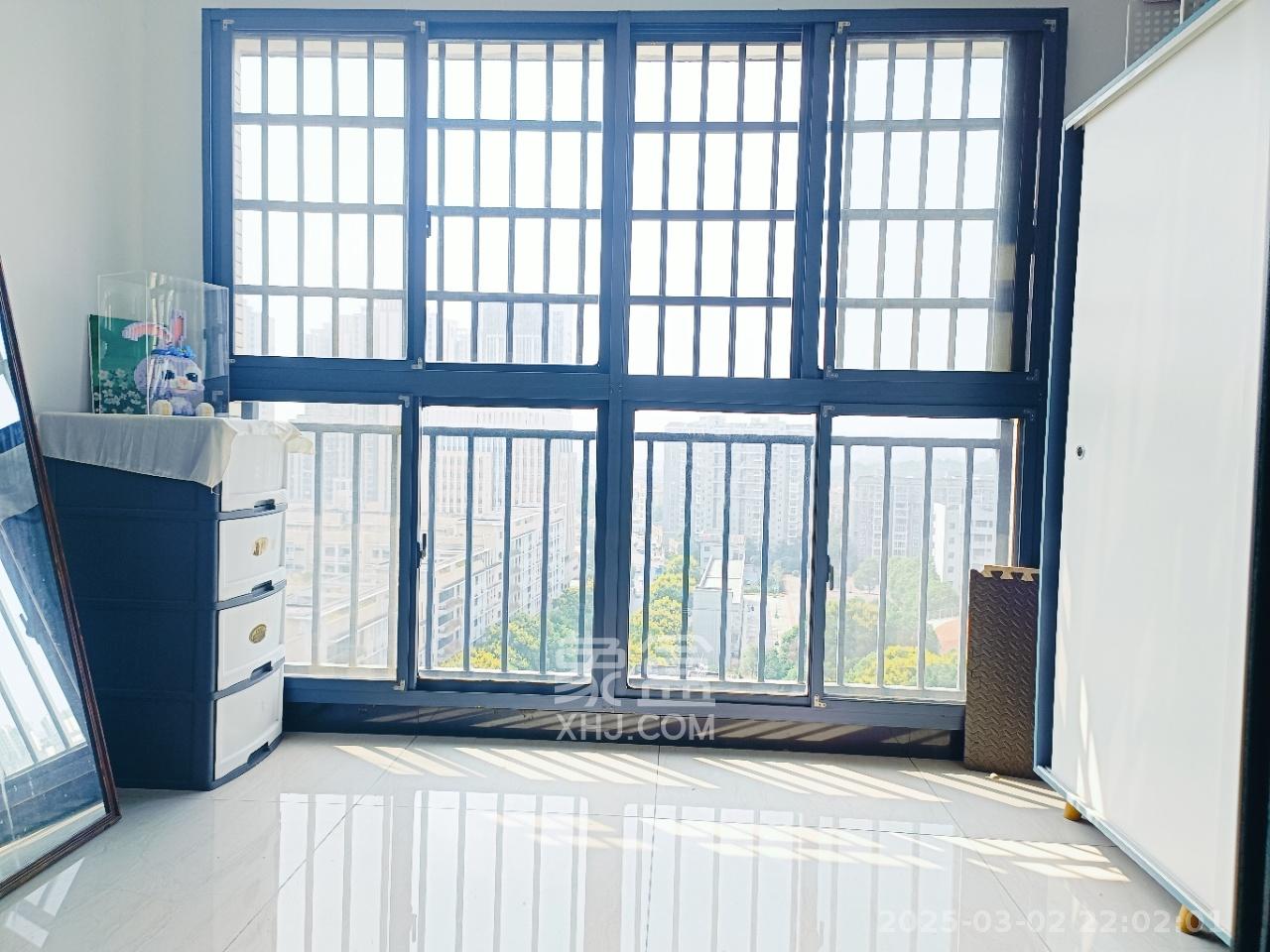 湘楚华庭  2室2厅1卫   1600.00元/月室内图