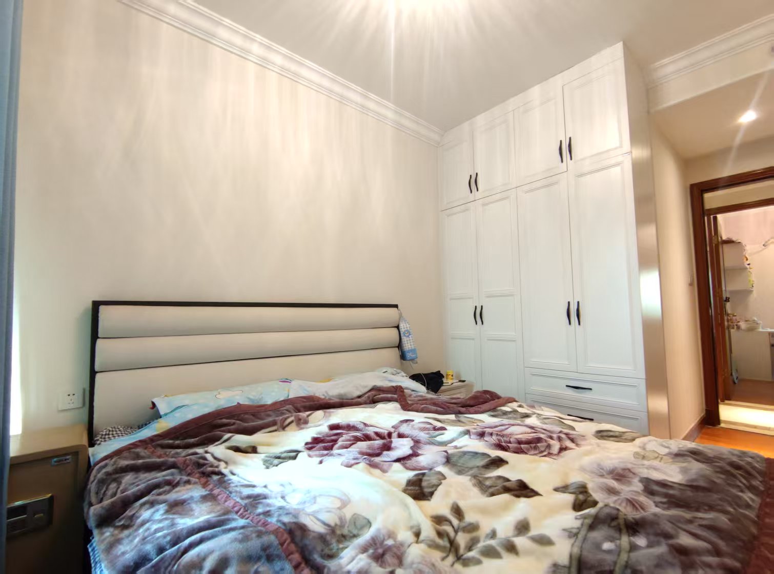 恒大绿洲 3室2厅2卫 2000.0元/月 恒大绿洲 3室2厅2卫 2000.0元/月室内图