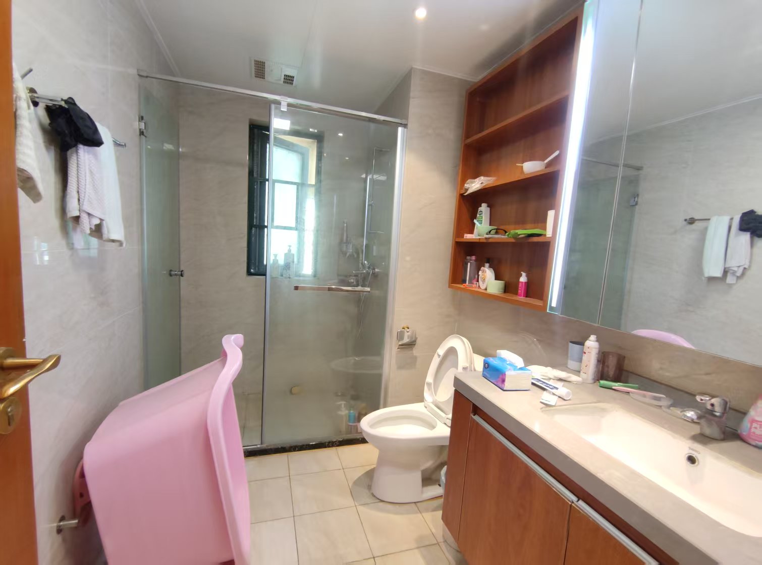 恒大绿洲 3室2厅2卫 2000.0元/月 恒大绿洲 3室2厅2卫 2000.0元/月室内图