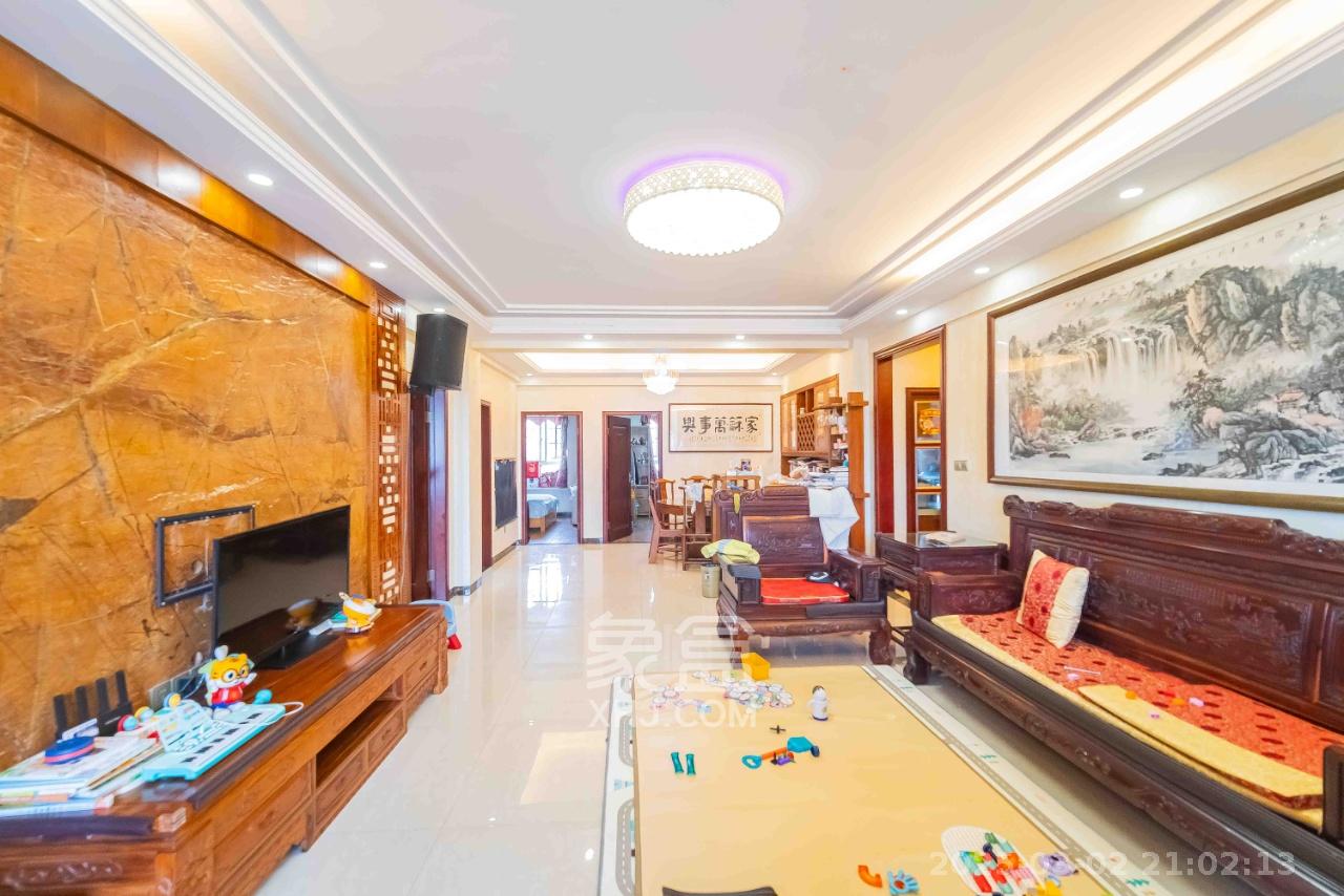 城市山水豪园(山水城市风景) 3室2厅2卫 3500.0元/月 城市山水豪园(山水城市风景) 3室2厅2卫 3500.0元/月室内图