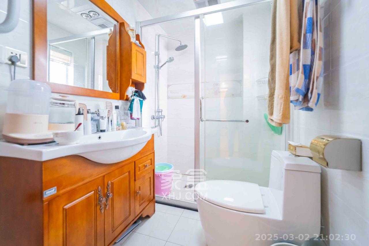 城市山水豪园(山水城市风景) 3室2厅2卫 3500.0元/月 城市山水豪园(山水城市风景) 3室2厅2卫 3500.0元/月室内图