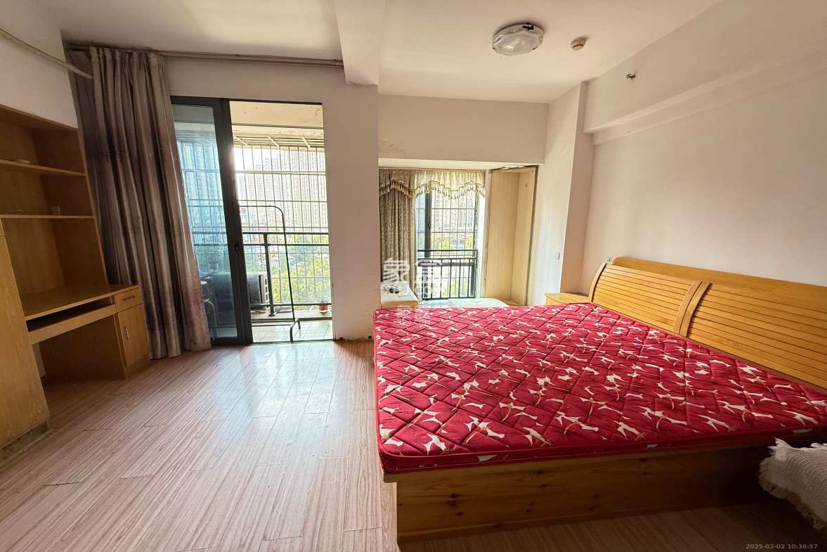 时代公馆 0室0厅1卫 1400.0元/月 时代公馆 0室0厅1卫 1400.0元/月室内图