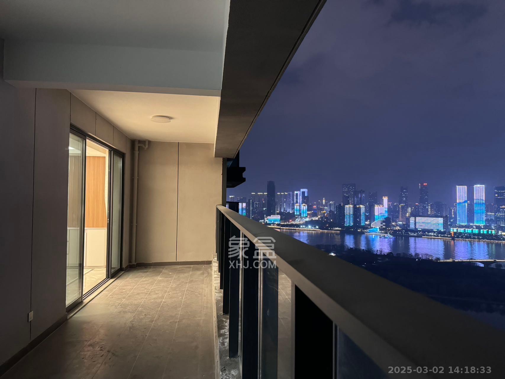 江山印 4室2厅3卫 14500.0元/月 江山印 4室2厅3卫 14500.0元/月室内图